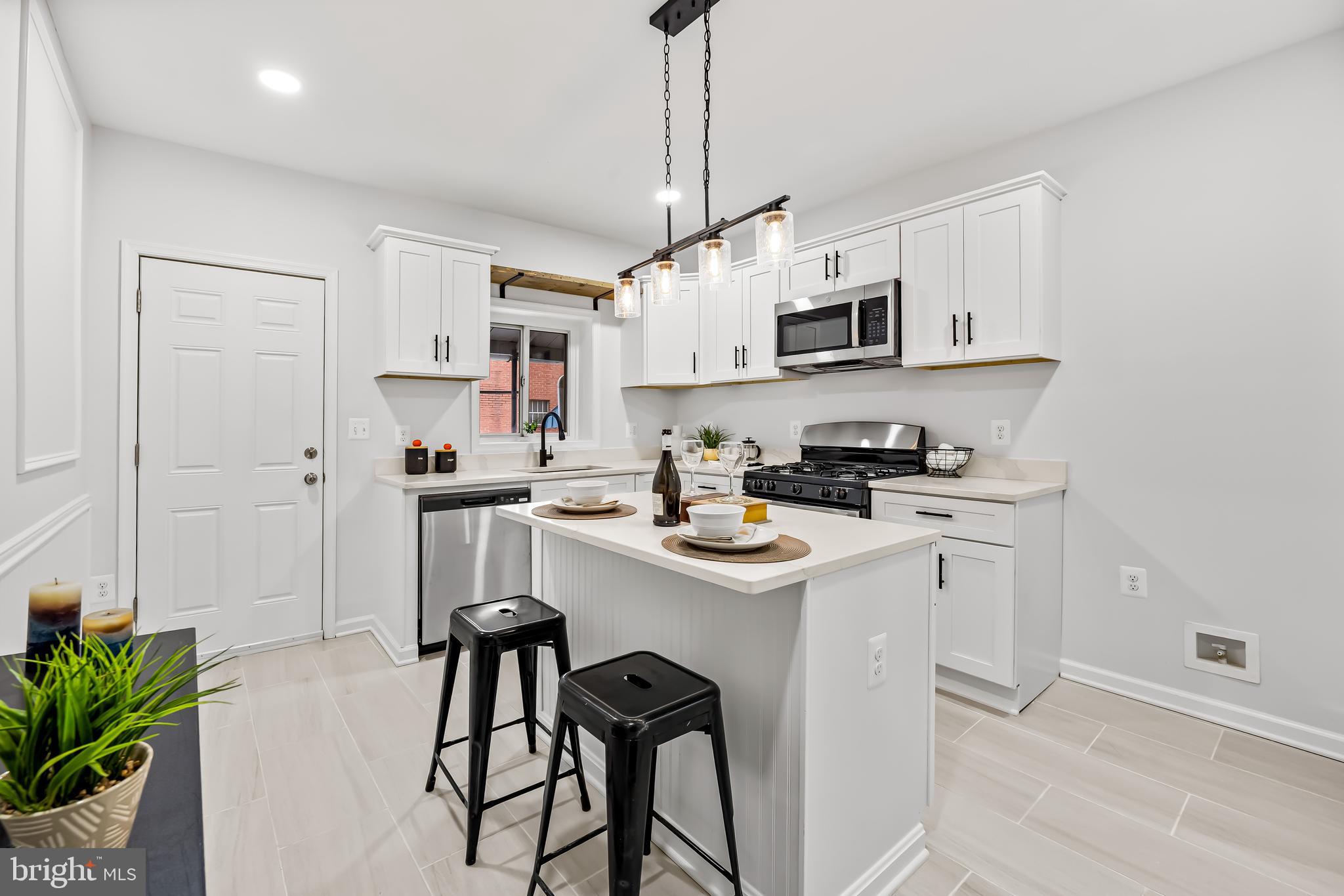 HAMPDEN HISTORIC DISTRICT - Residential