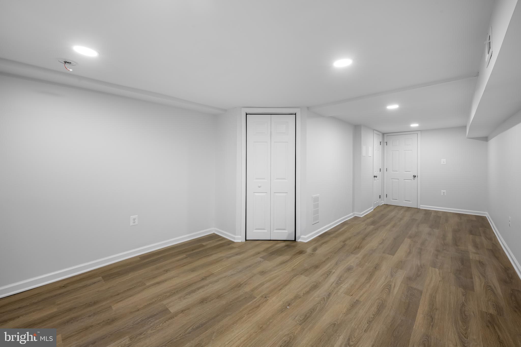 HAMPDEN HISTORIC DISTRICT - Residential