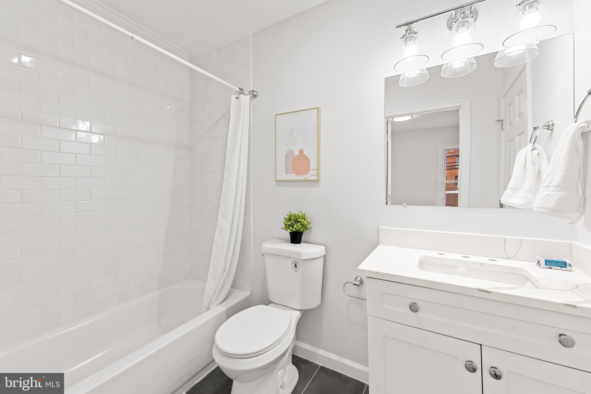 HAMPDEN HISTORIC DISTRICT - Residential