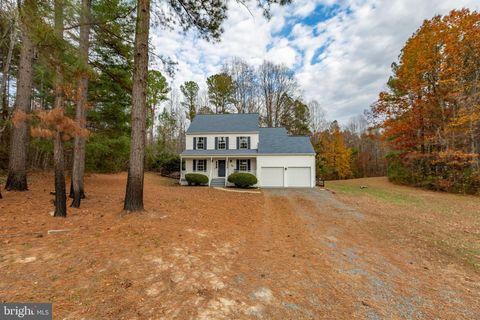 86 DEBBIE DRIVE FREDERICKSBURG VA 22406