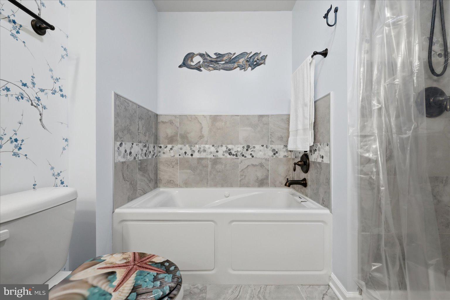 CRESCENT ORCHARDS - Residential