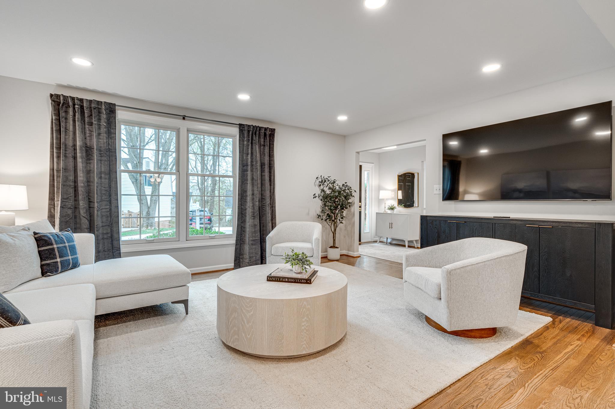 KINGS PARK WEST - Residential