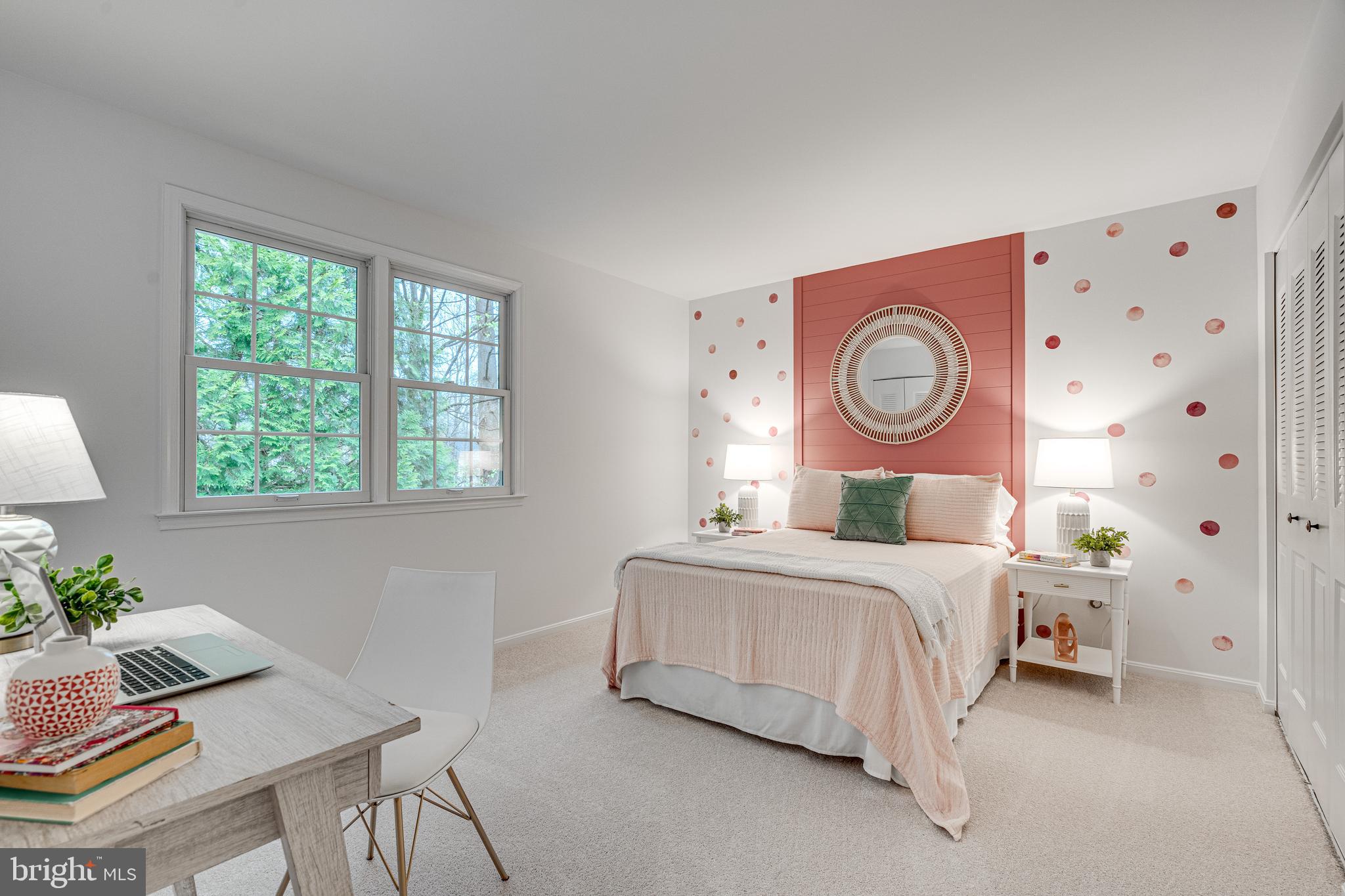 KINGS PARK WEST - Residential