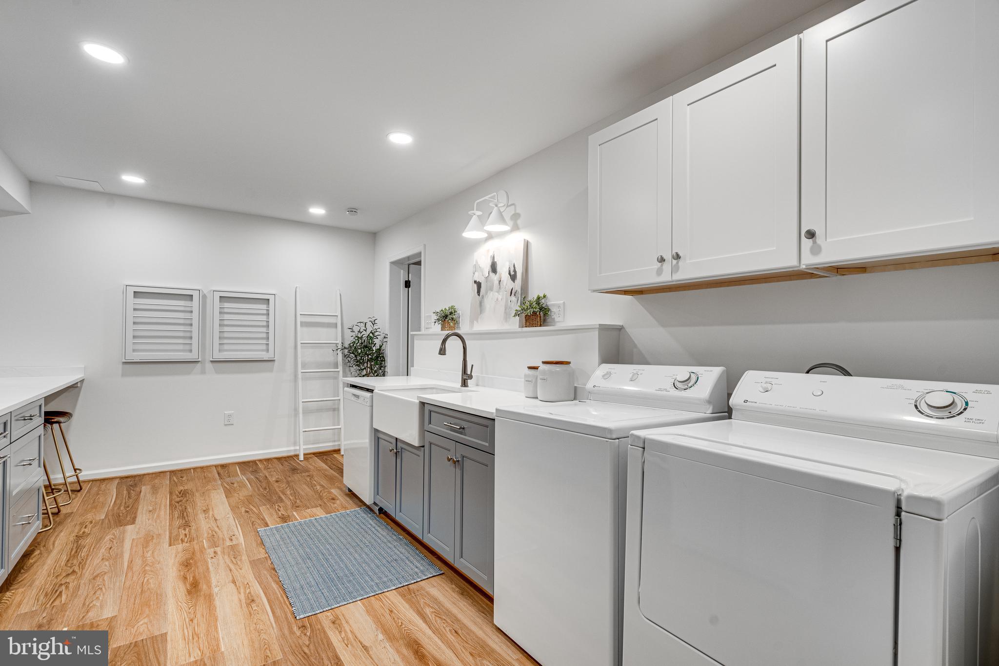 KINGS PARK WEST - Residential