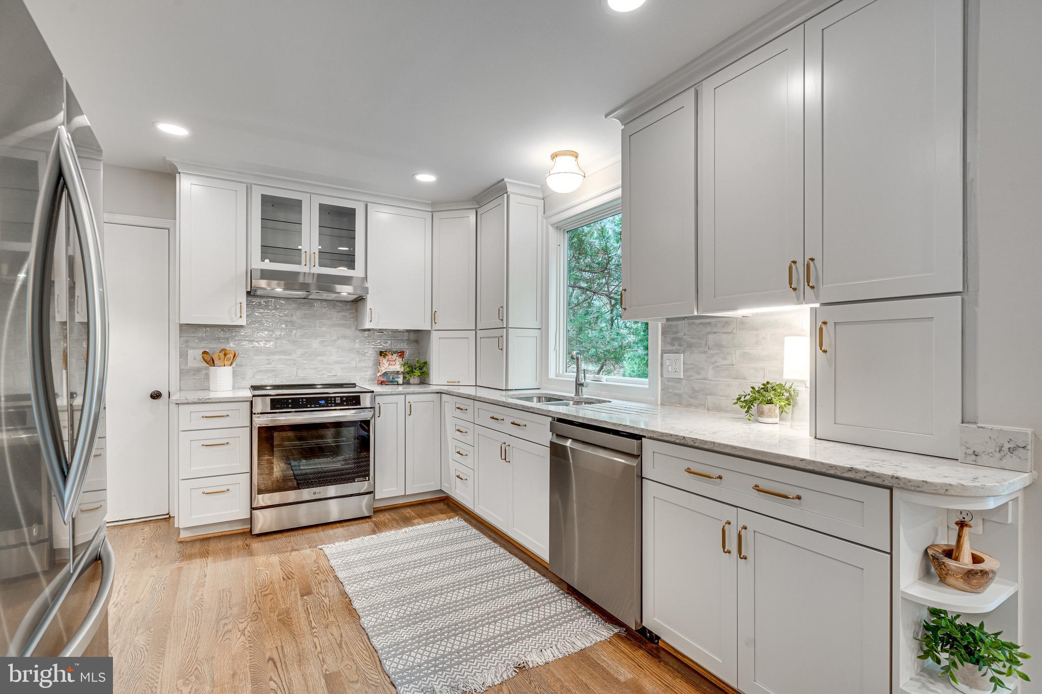 KINGS PARK WEST - Residential