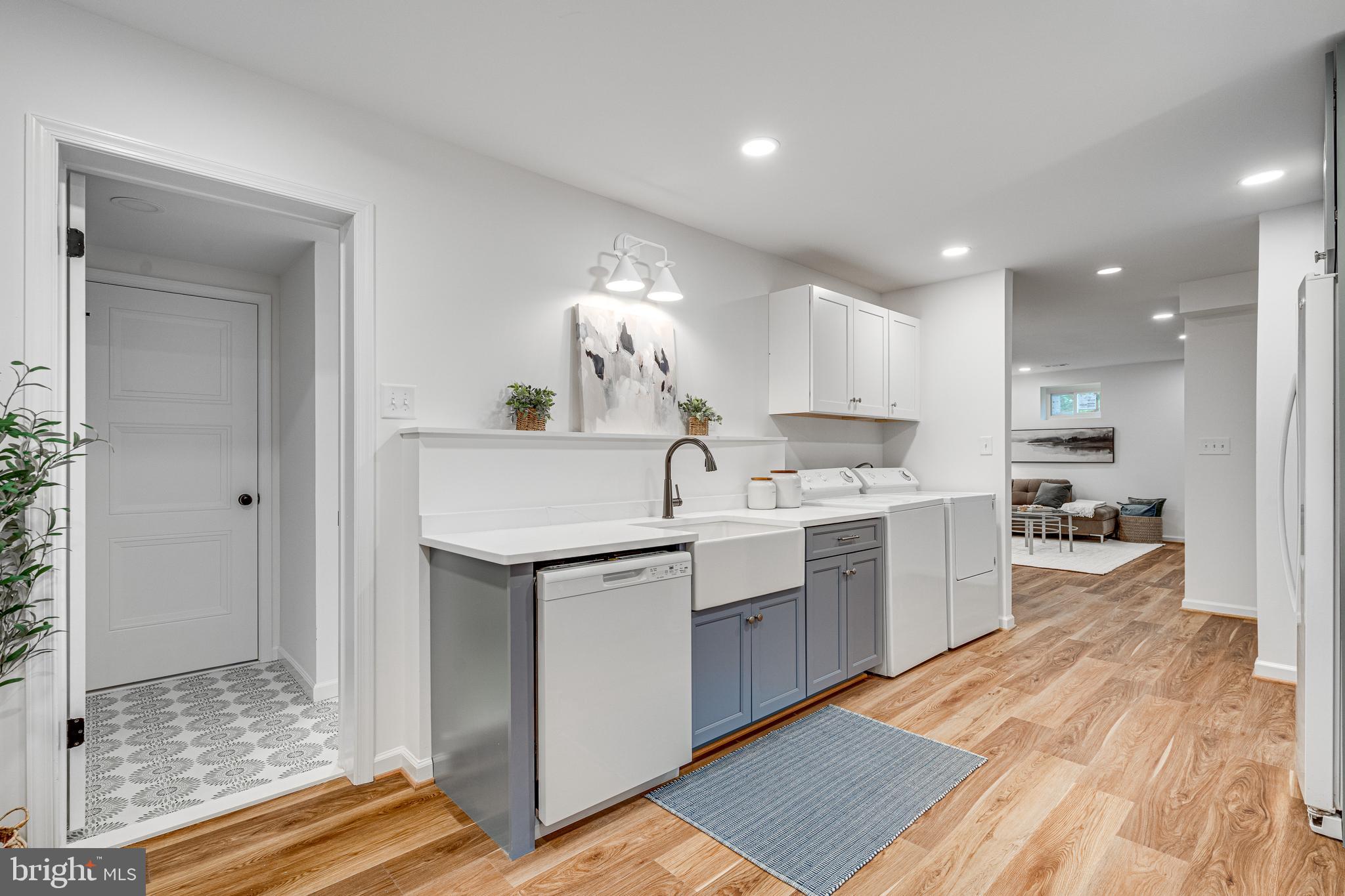 KINGS PARK WEST - Residential