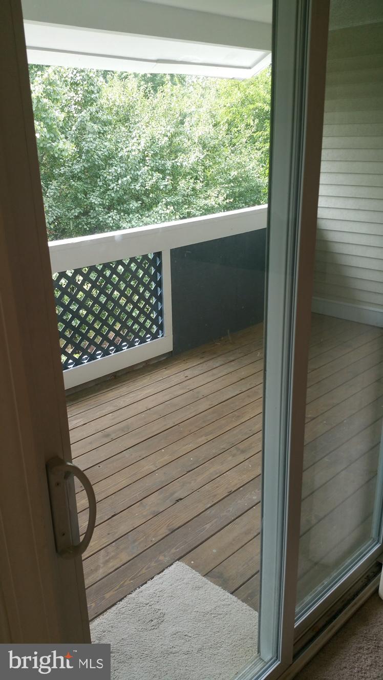 GRAYS POINTE - Residential Lease