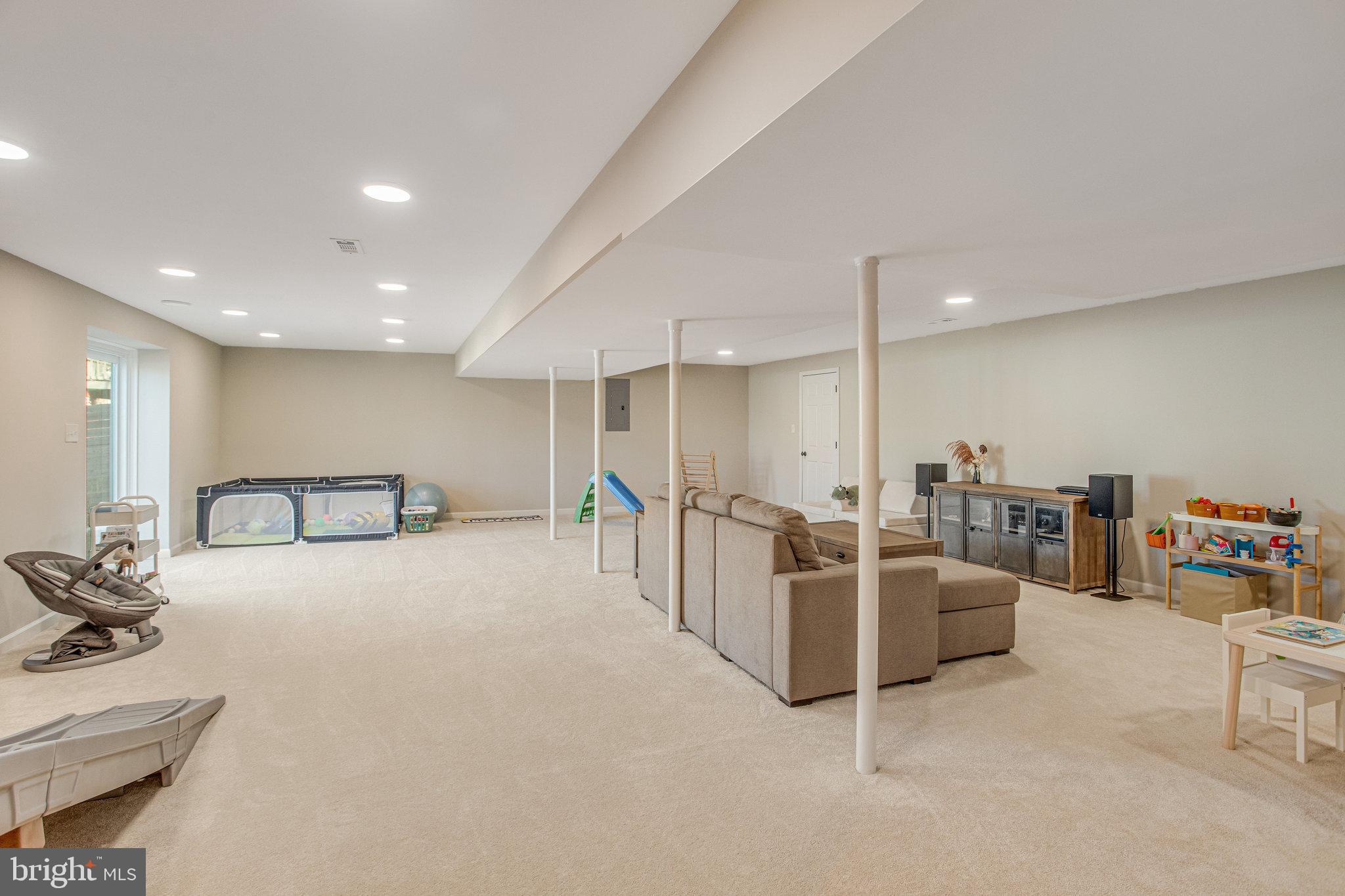 SMOKETREE - Residential