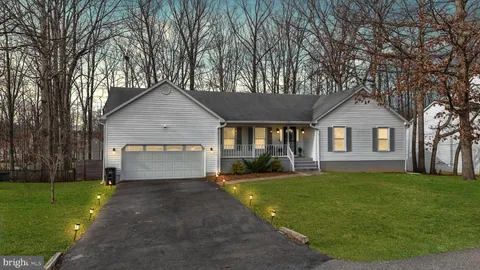 11804 Timbermill Lane, Fredericksburg, VA MLS: VASP2030632