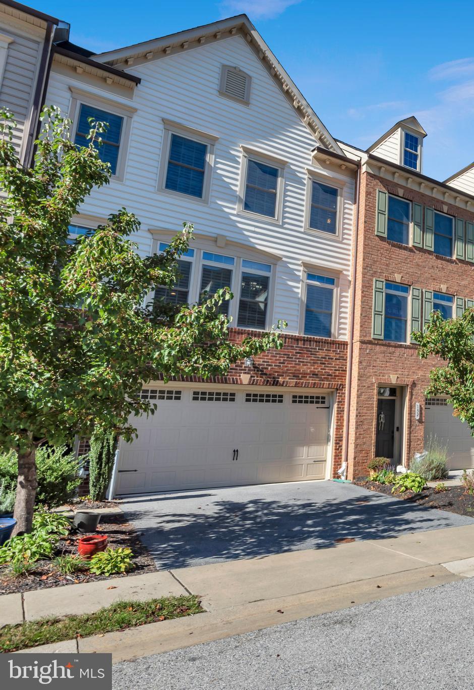 HAWTHORNES GRANT AT BRO - Residential Lease