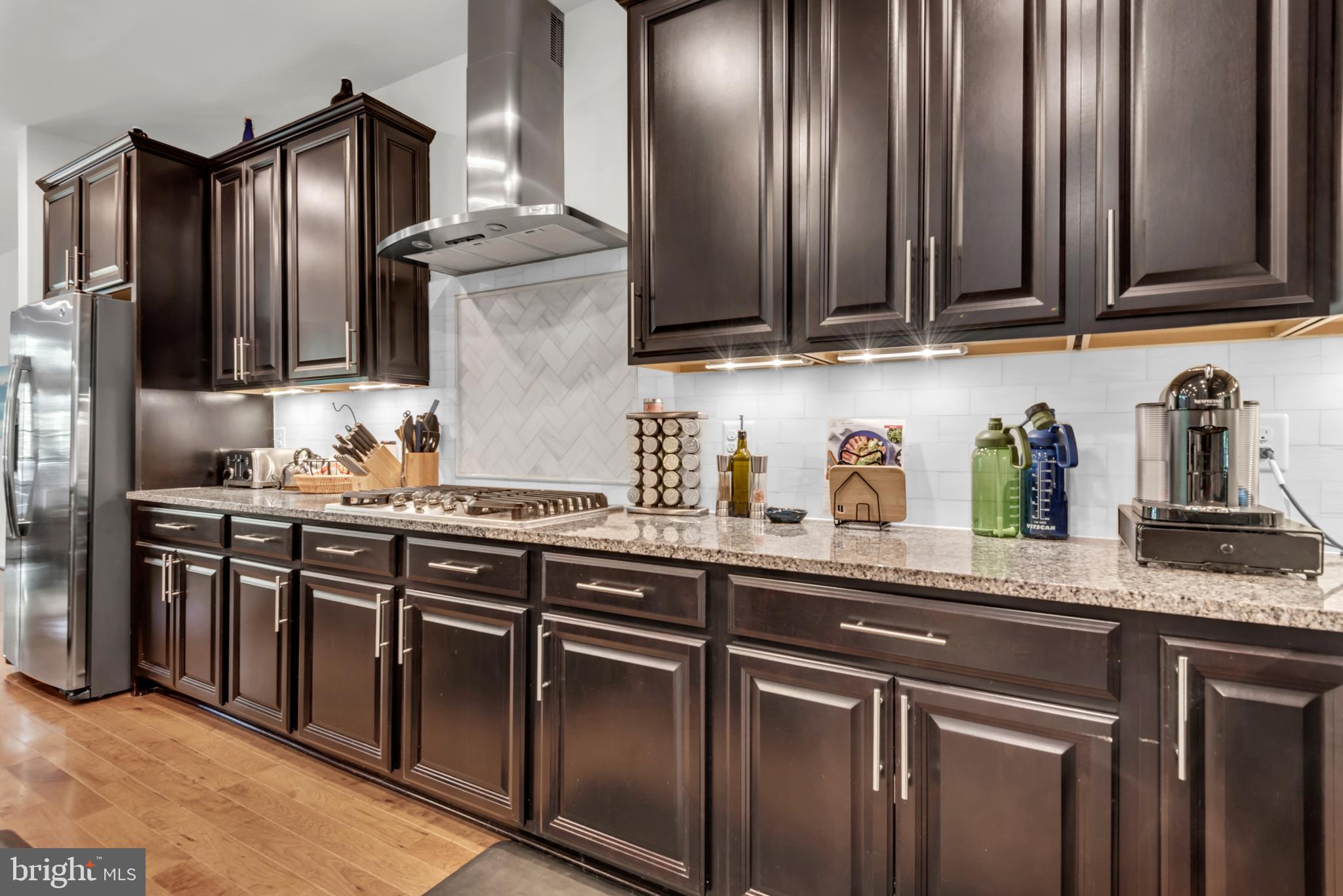 HAWTHORNES GRANT AT BRO - Residential Lease