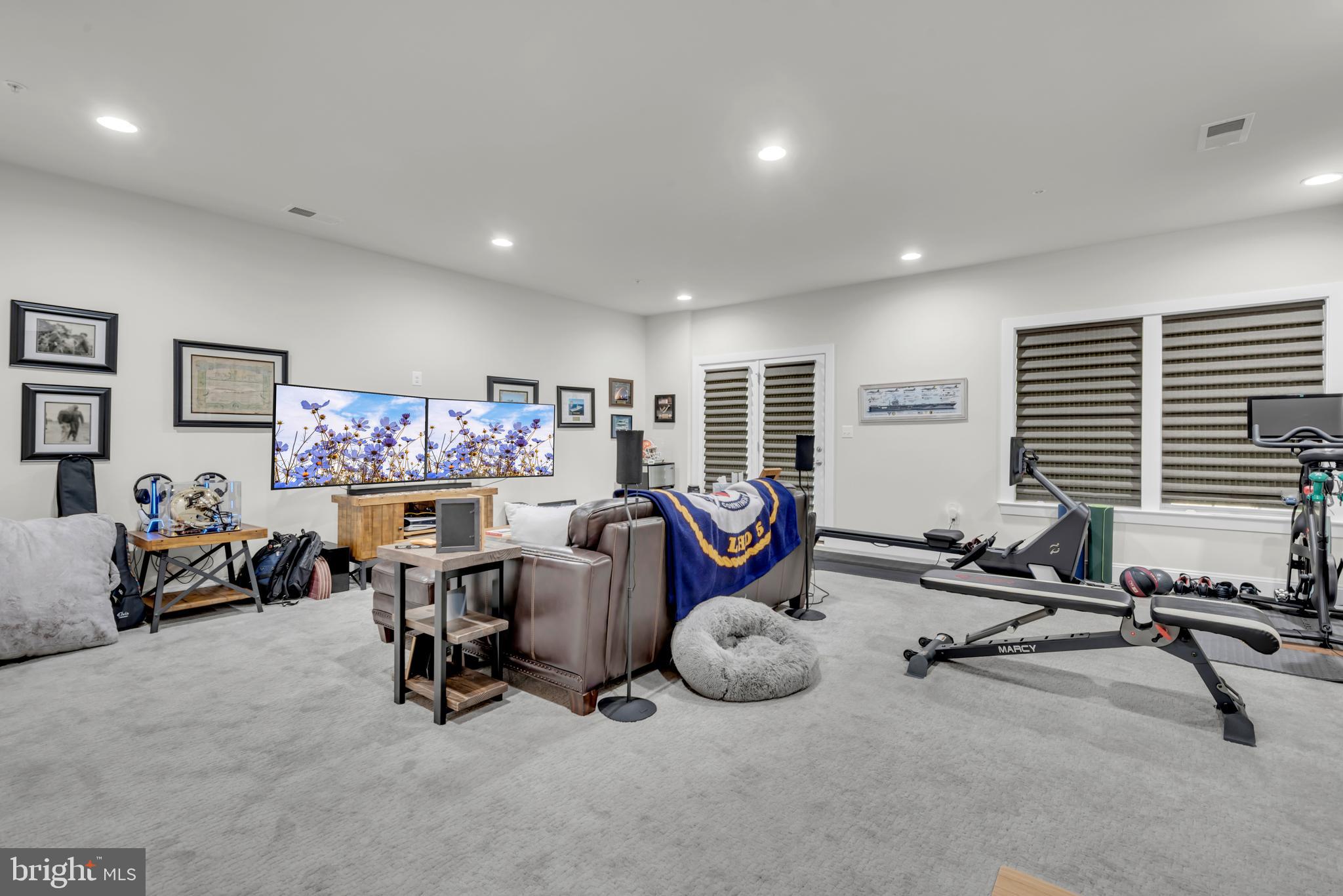 HAWTHORNES GRANT AT BRO - Residential Lease