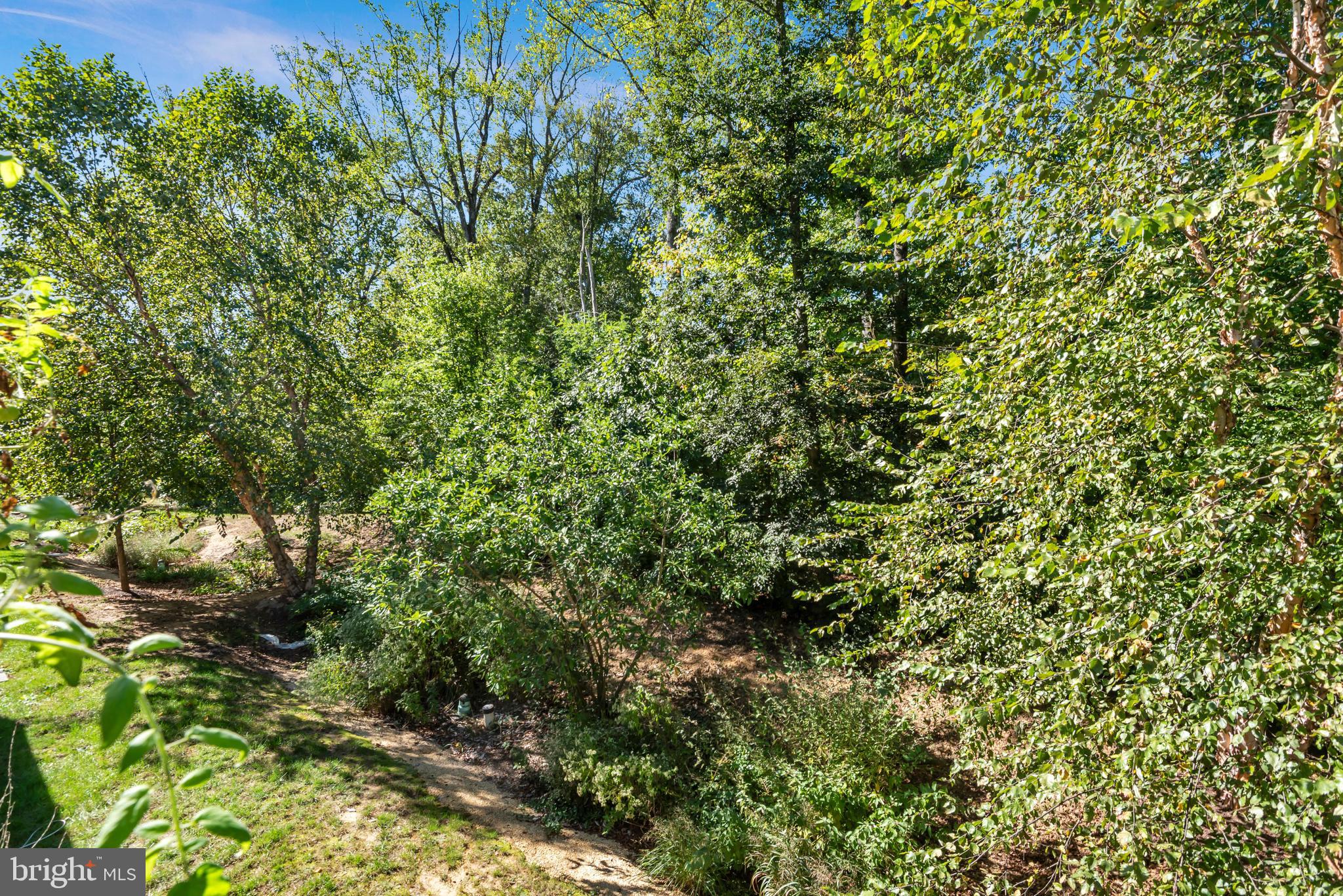 HAWTHORNES GRANT AT BRO - Residential Lease