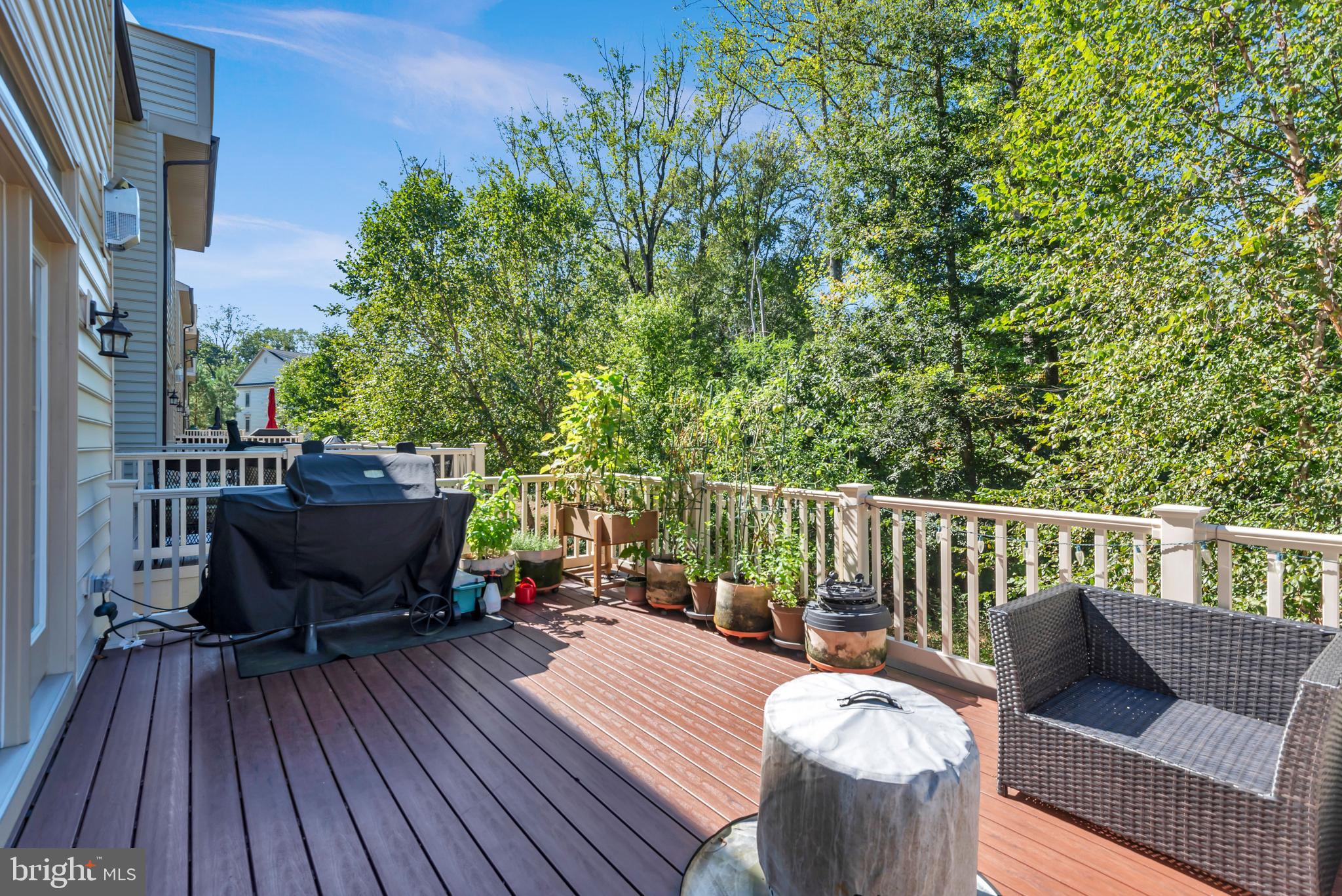 HAWTHORNES GRANT AT BRO - Residential Lease