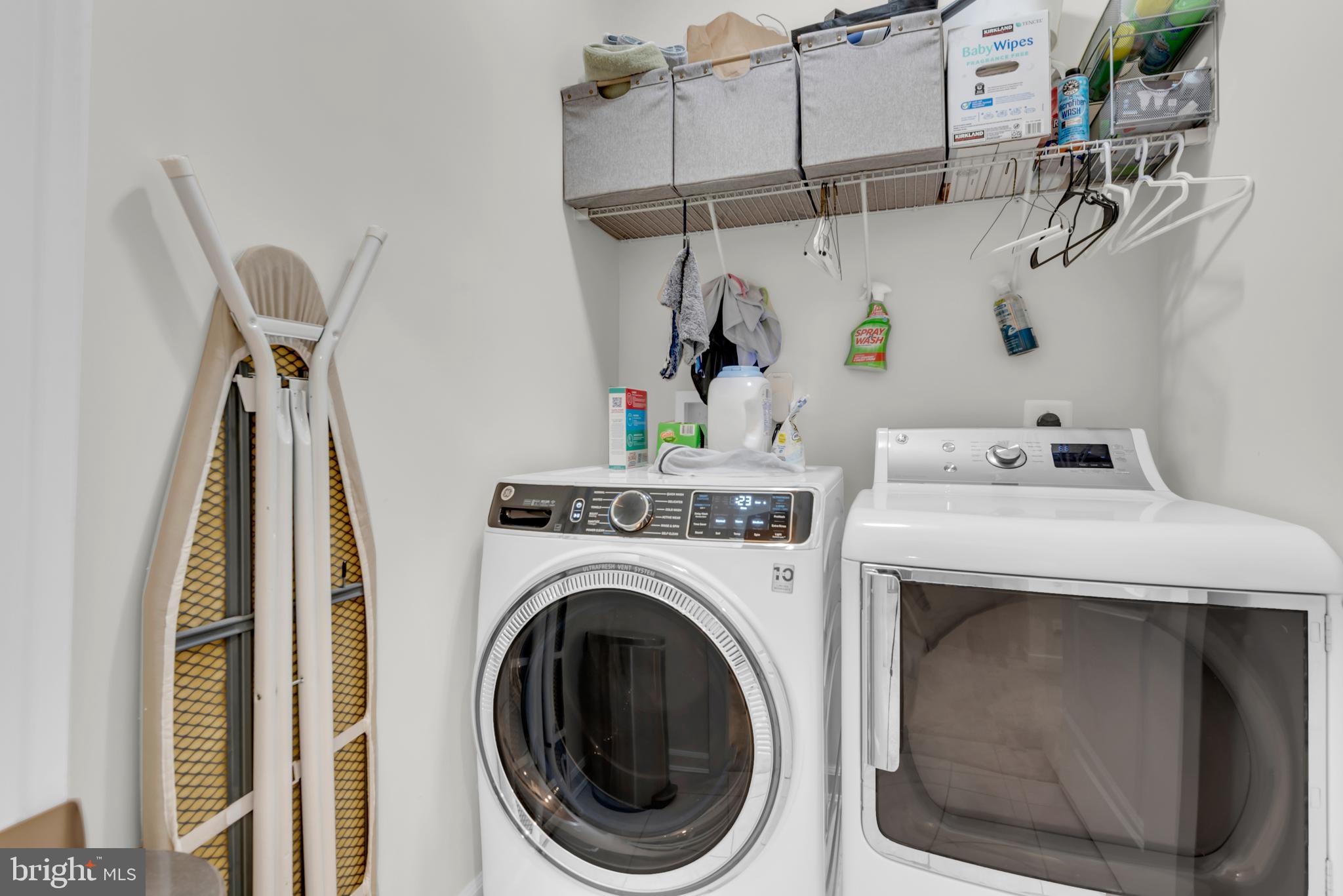 HAWTHORNES GRANT AT BRO - Residential Lease