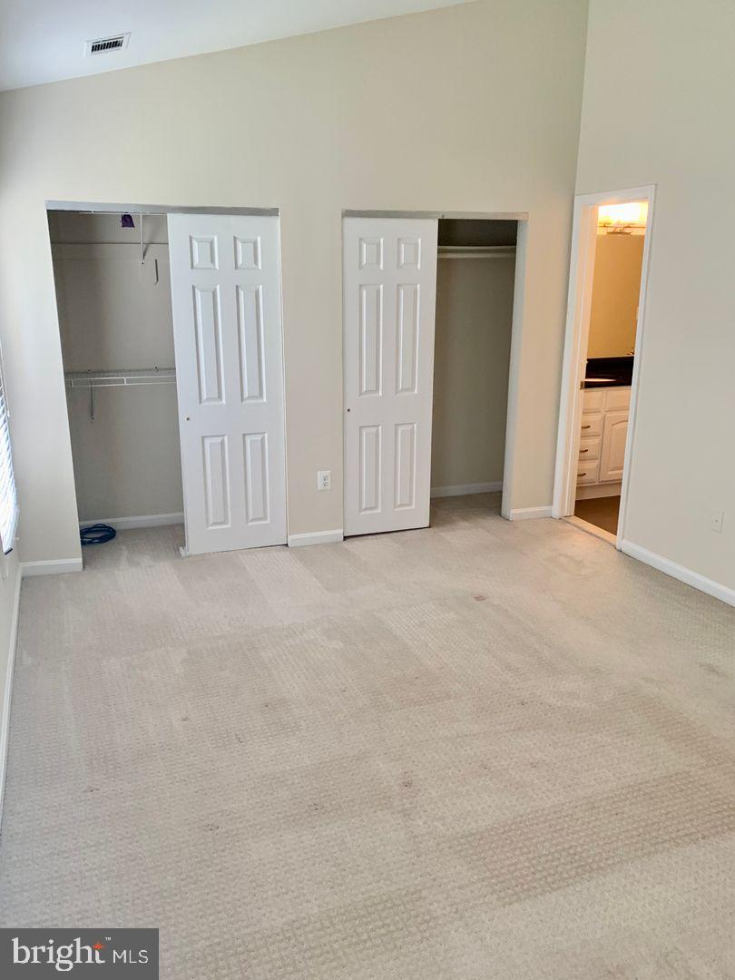 ROCKVILLE - Residential Lease