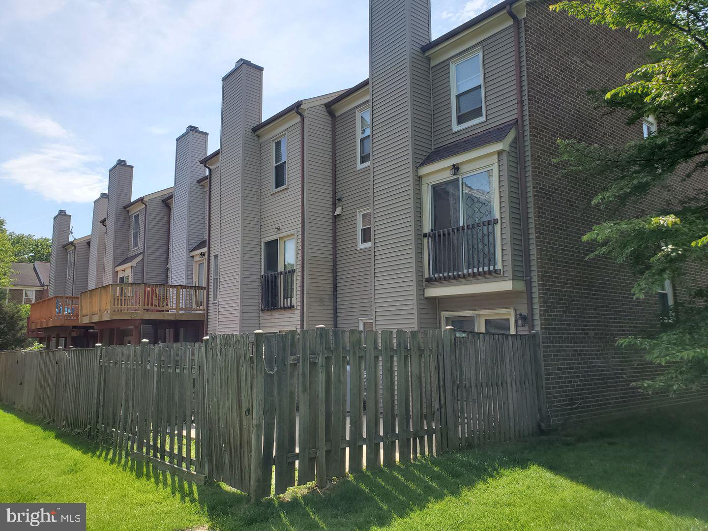 ROCKVILLE - Residential Lease