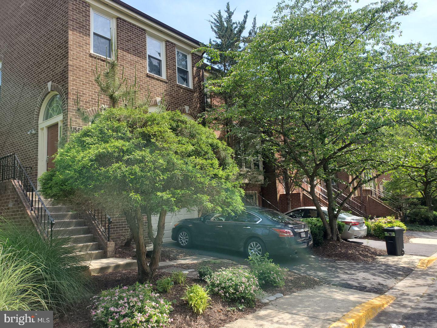 ROCKVILLE - Residential Lease