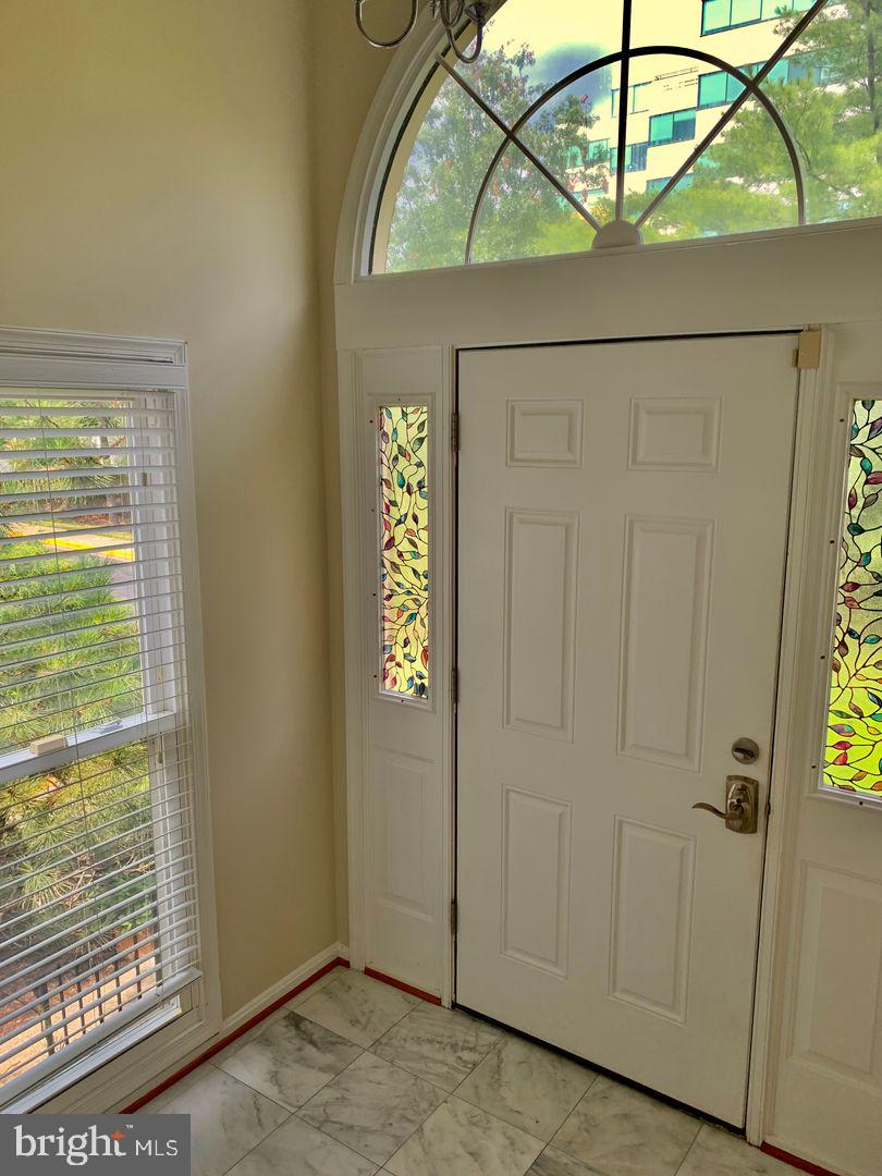 ROCKVILLE - Residential Lease