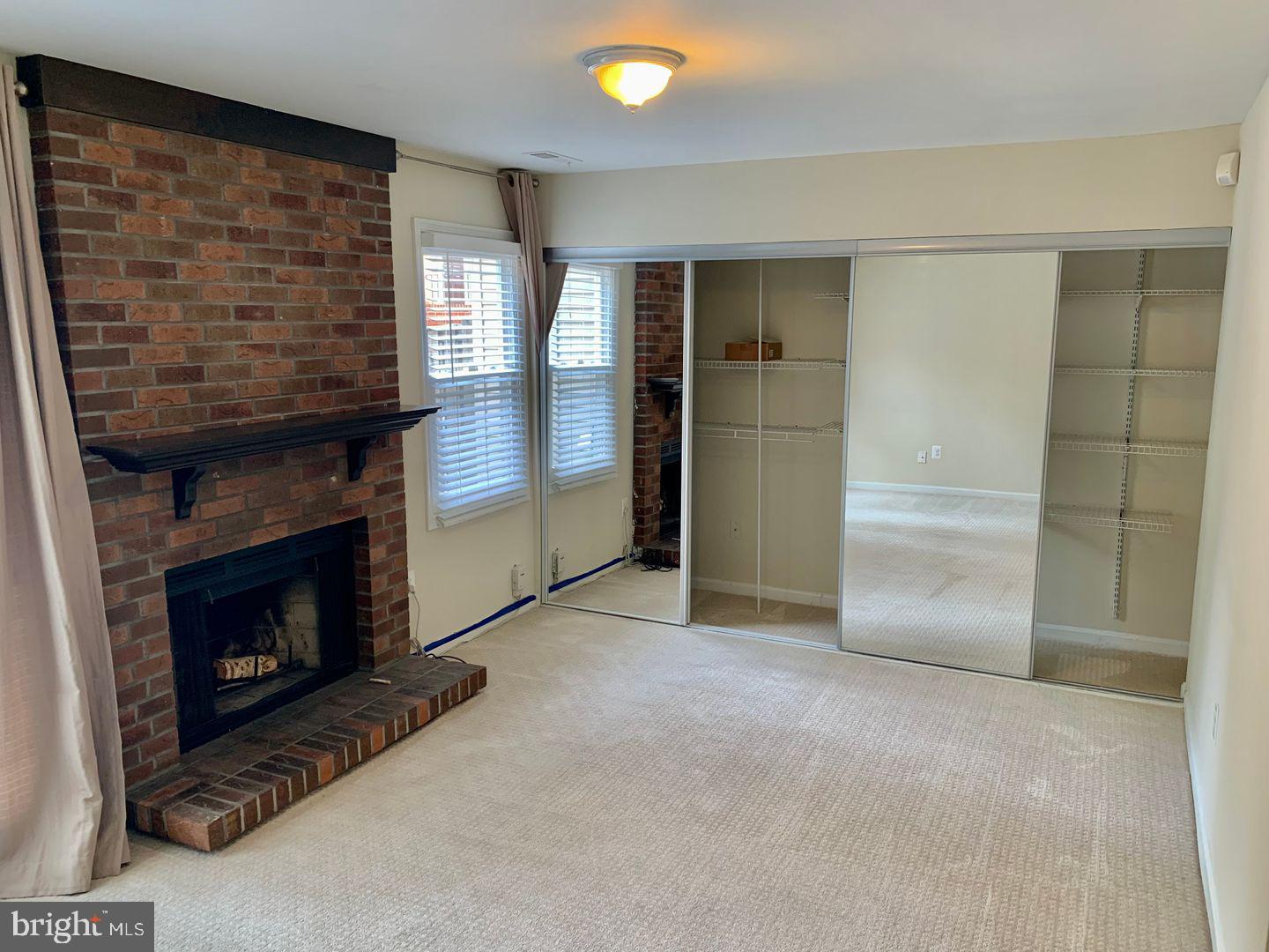 ROCKVILLE - Residential Lease