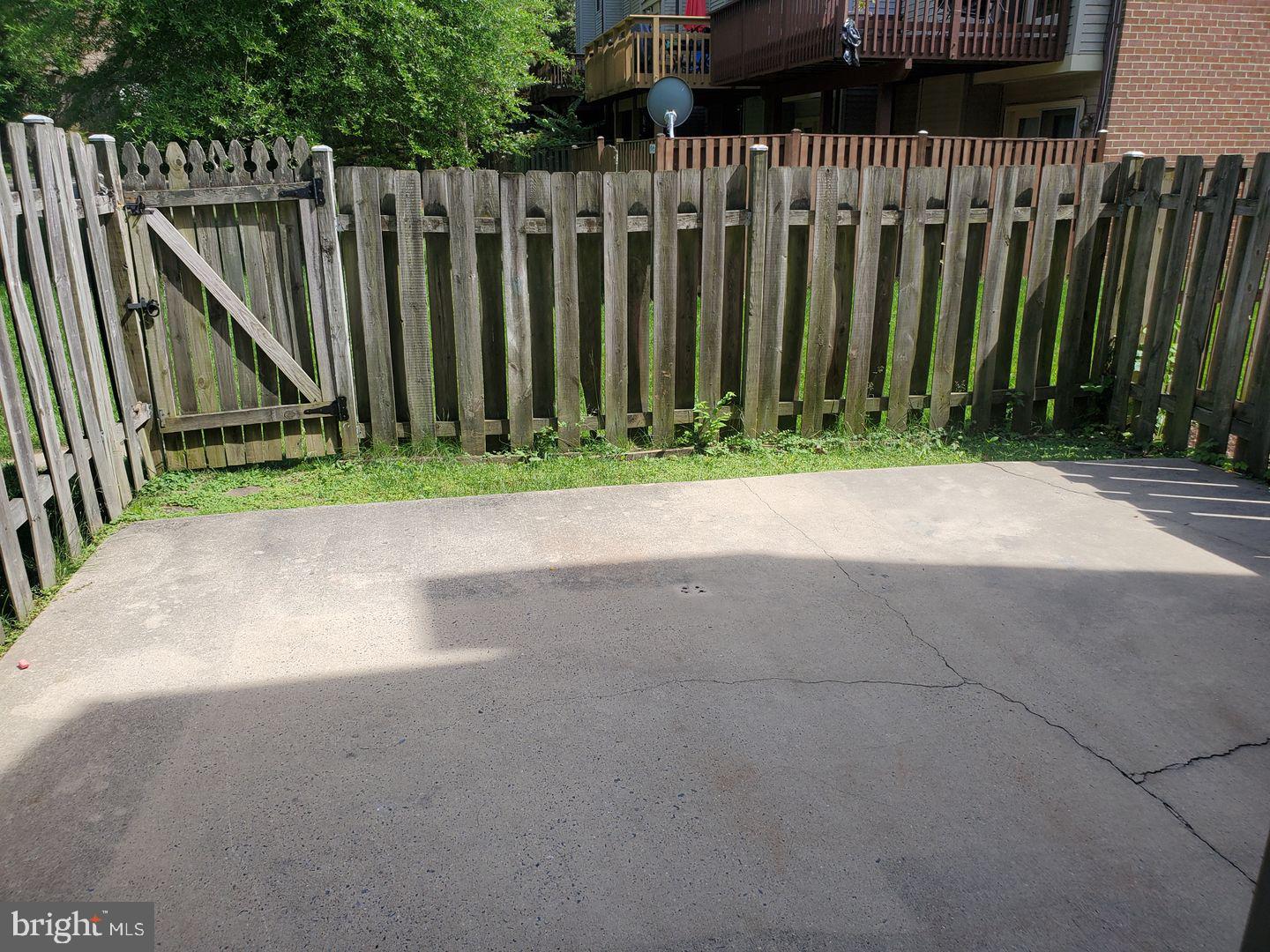 ROCKVILLE - Residential Lease