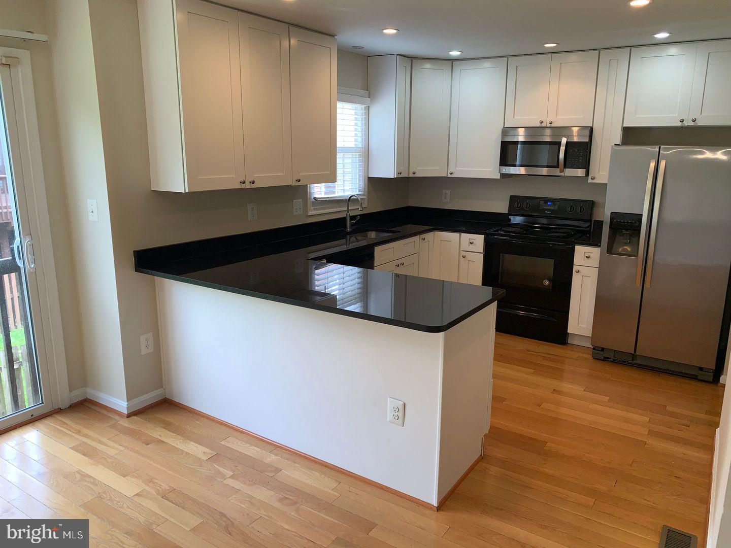 ROCKVILLE - Residential Lease