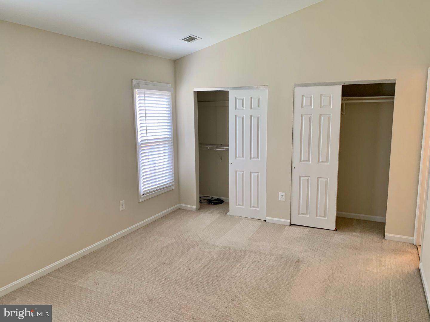 ROCKVILLE - Residential Lease