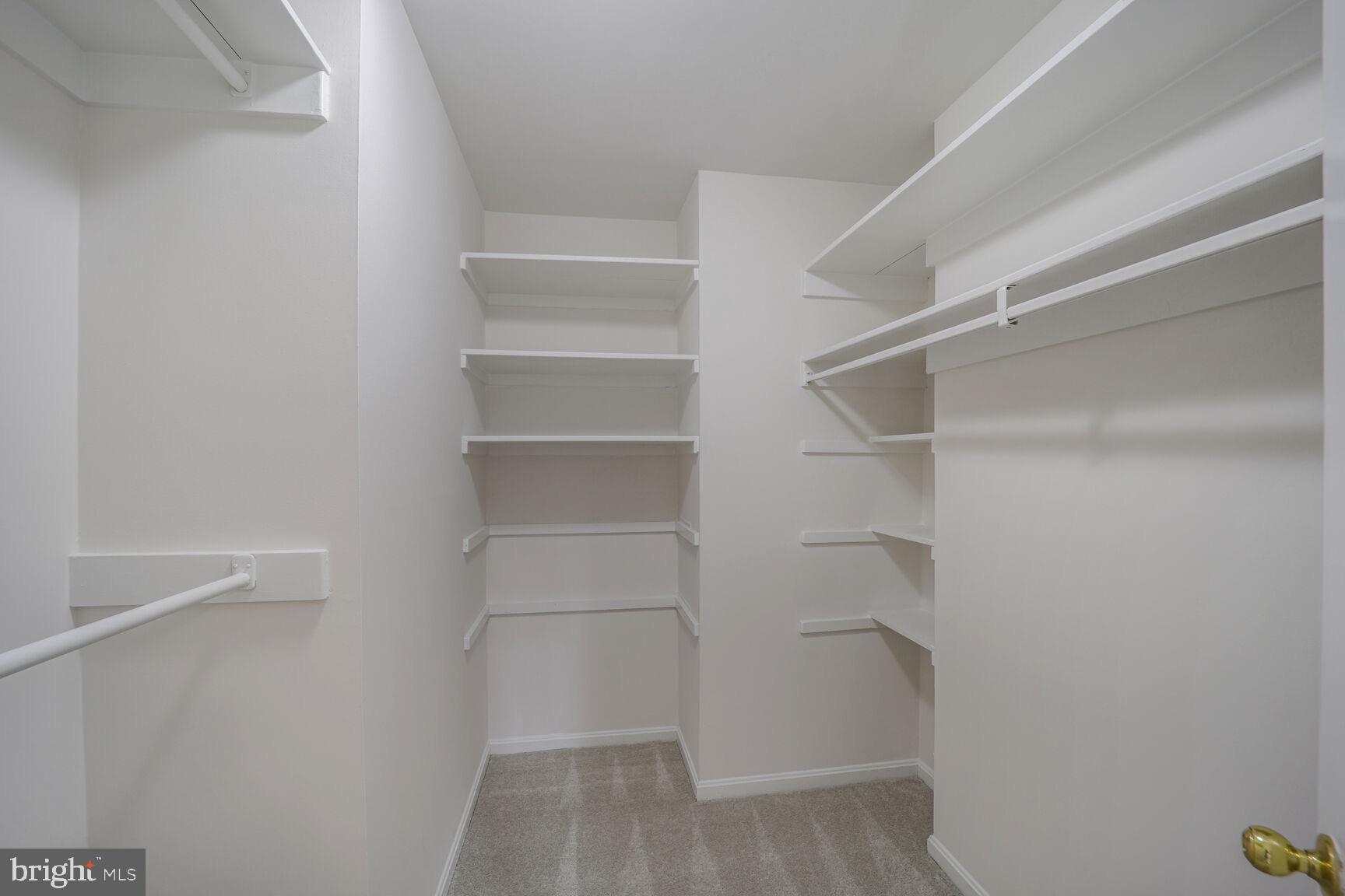 BROOK HILLS ESTATE - Residential