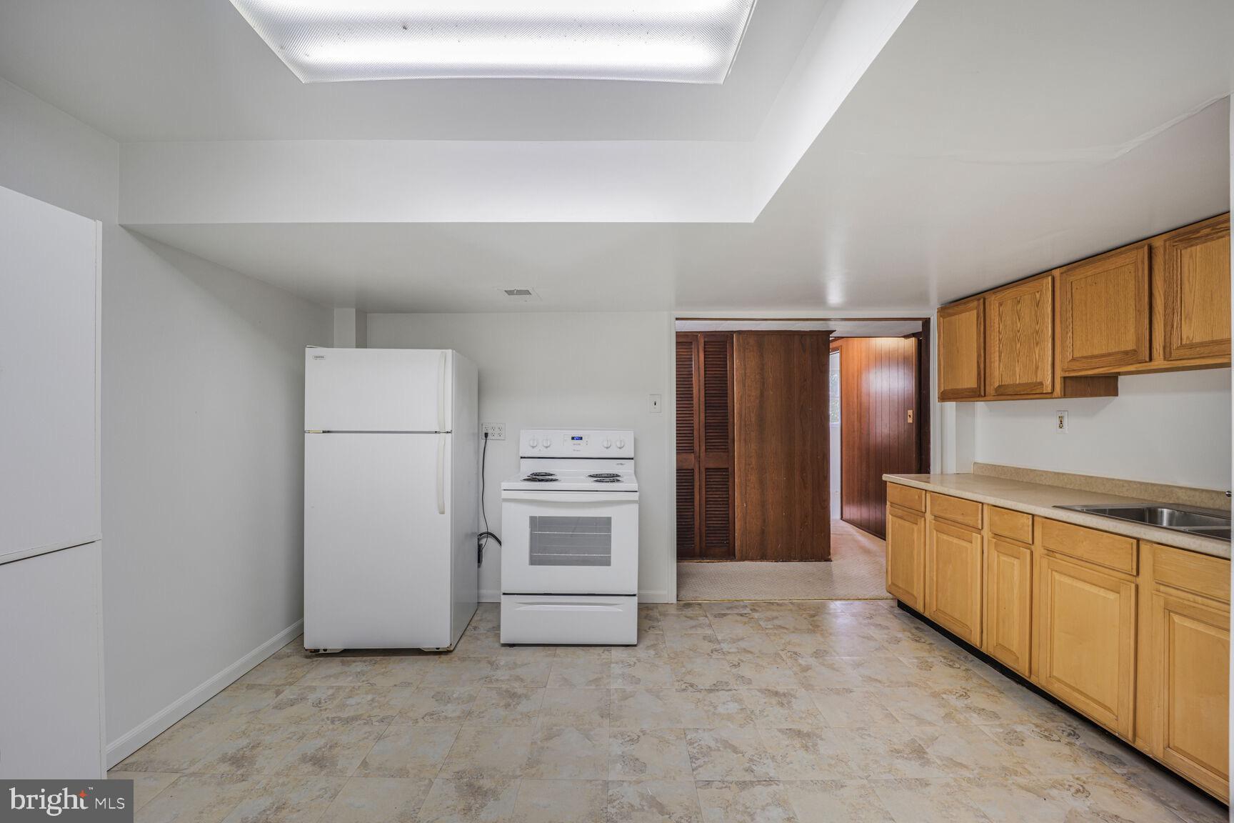 BROOK HILLS ESTATE - Residential