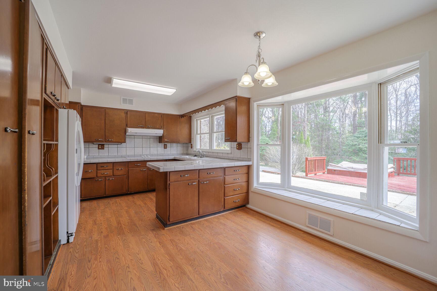 BROOK HILLS ESTATE - Residential