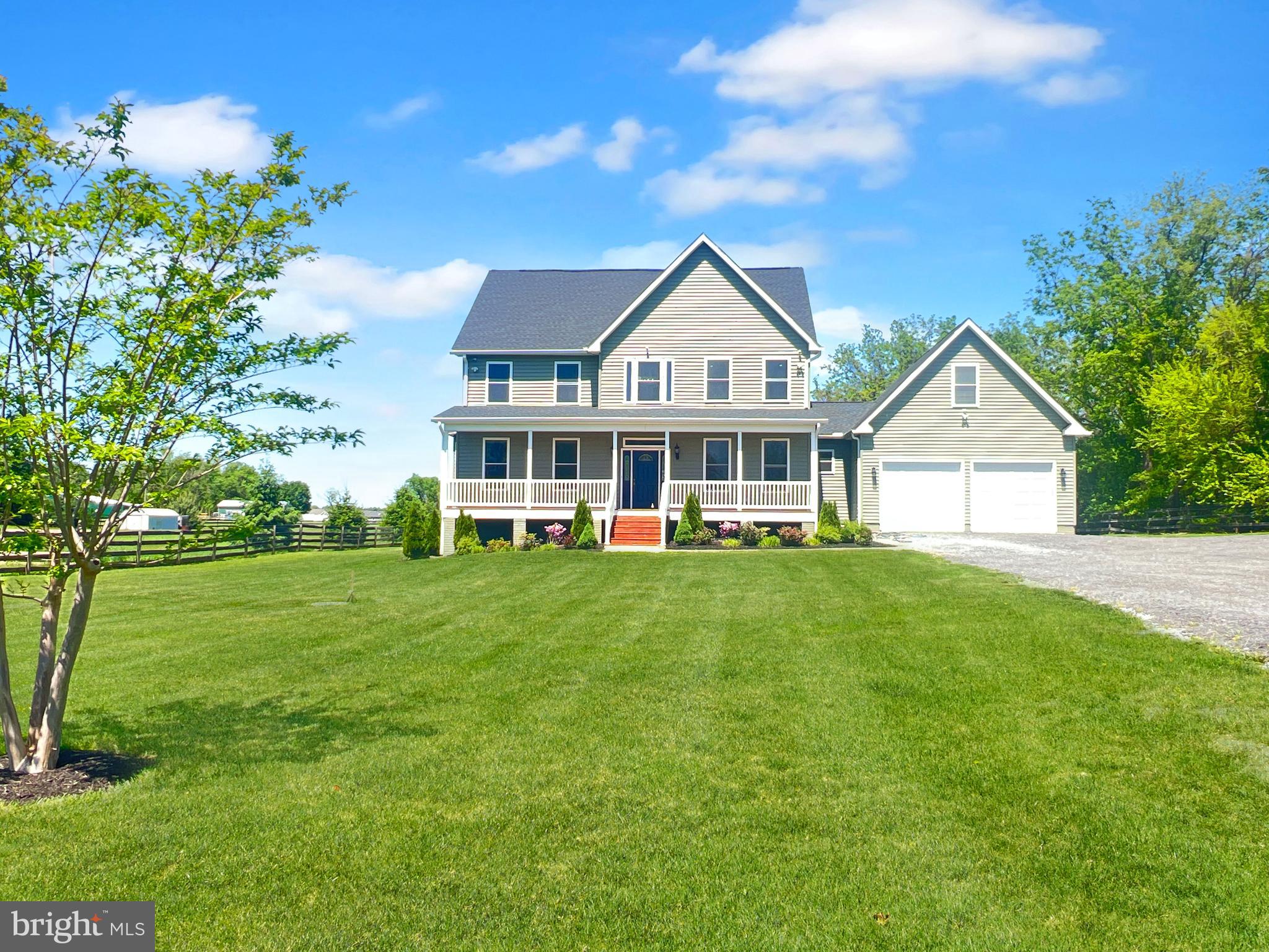 WALNUT HILLS - Residential