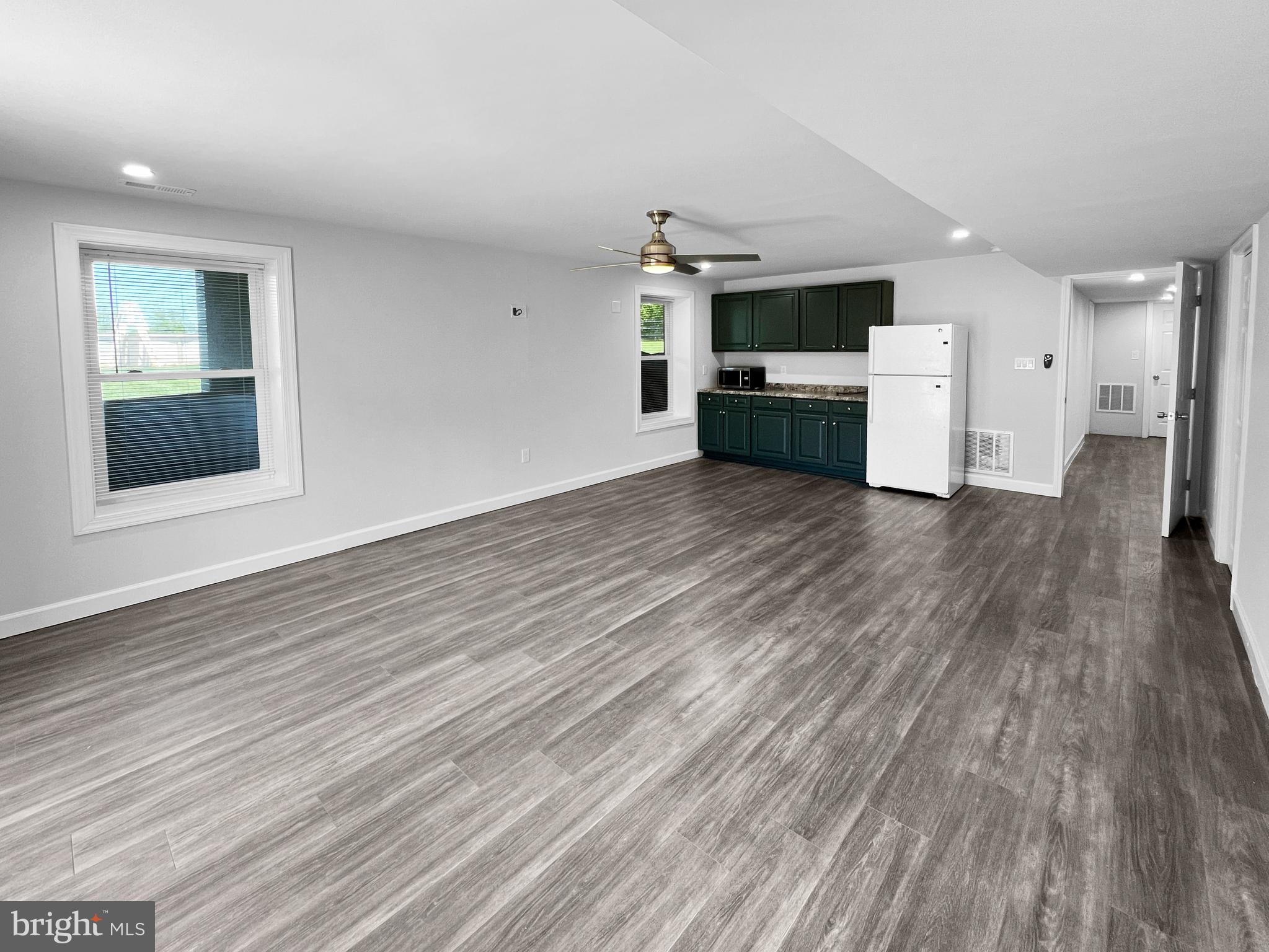 WALNUT HILLS - Residential