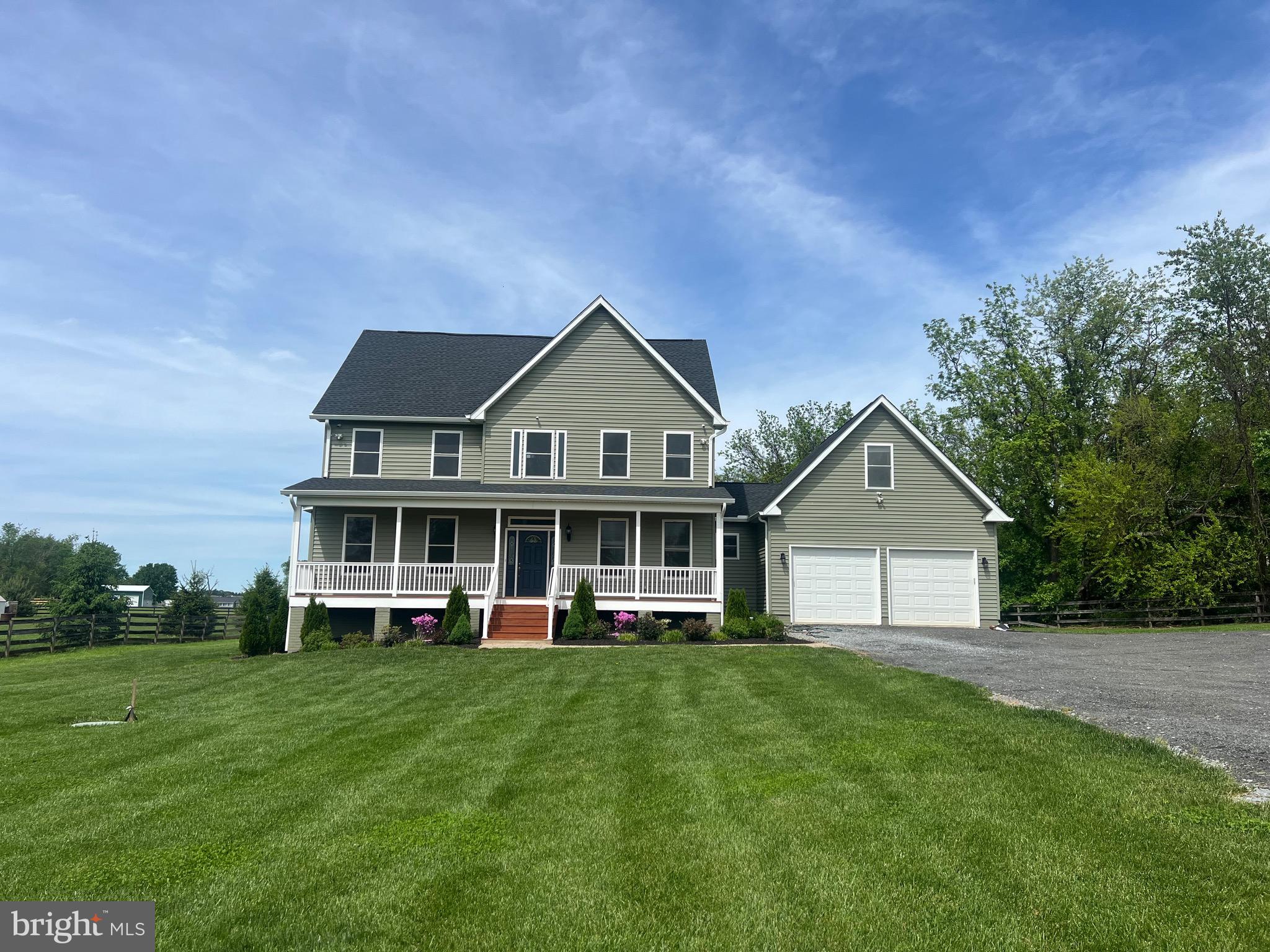 77 IRIS WAY