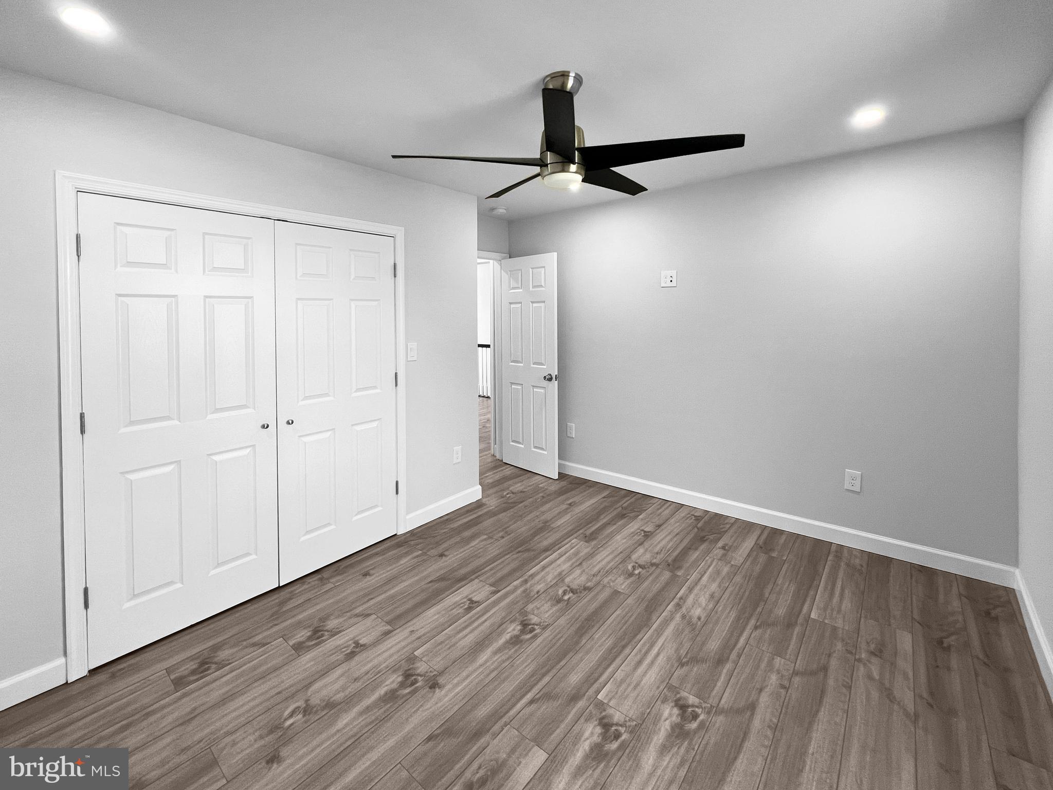 WALNUT HILLS - Residential