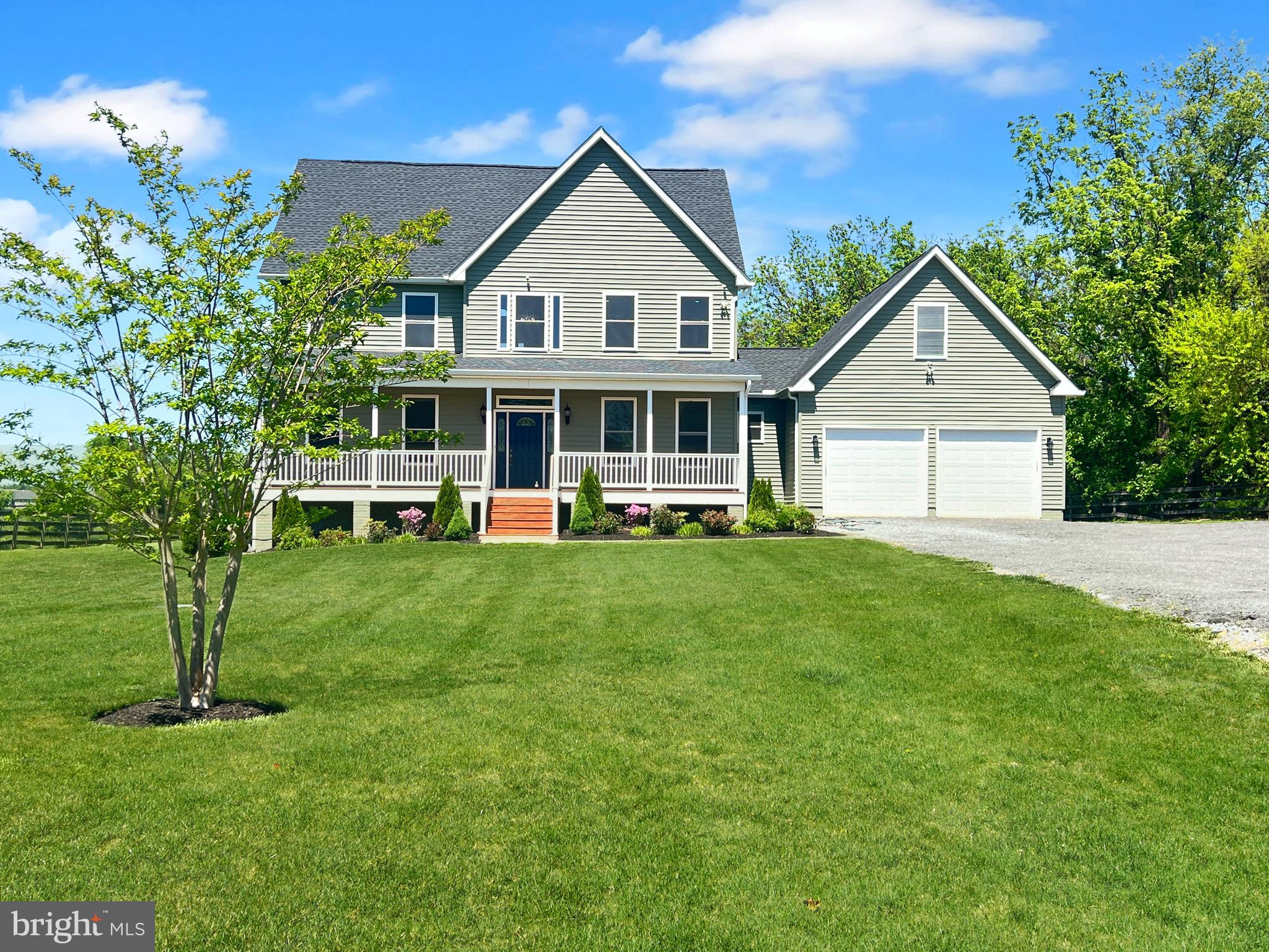 WALNUT HILLS - Residential