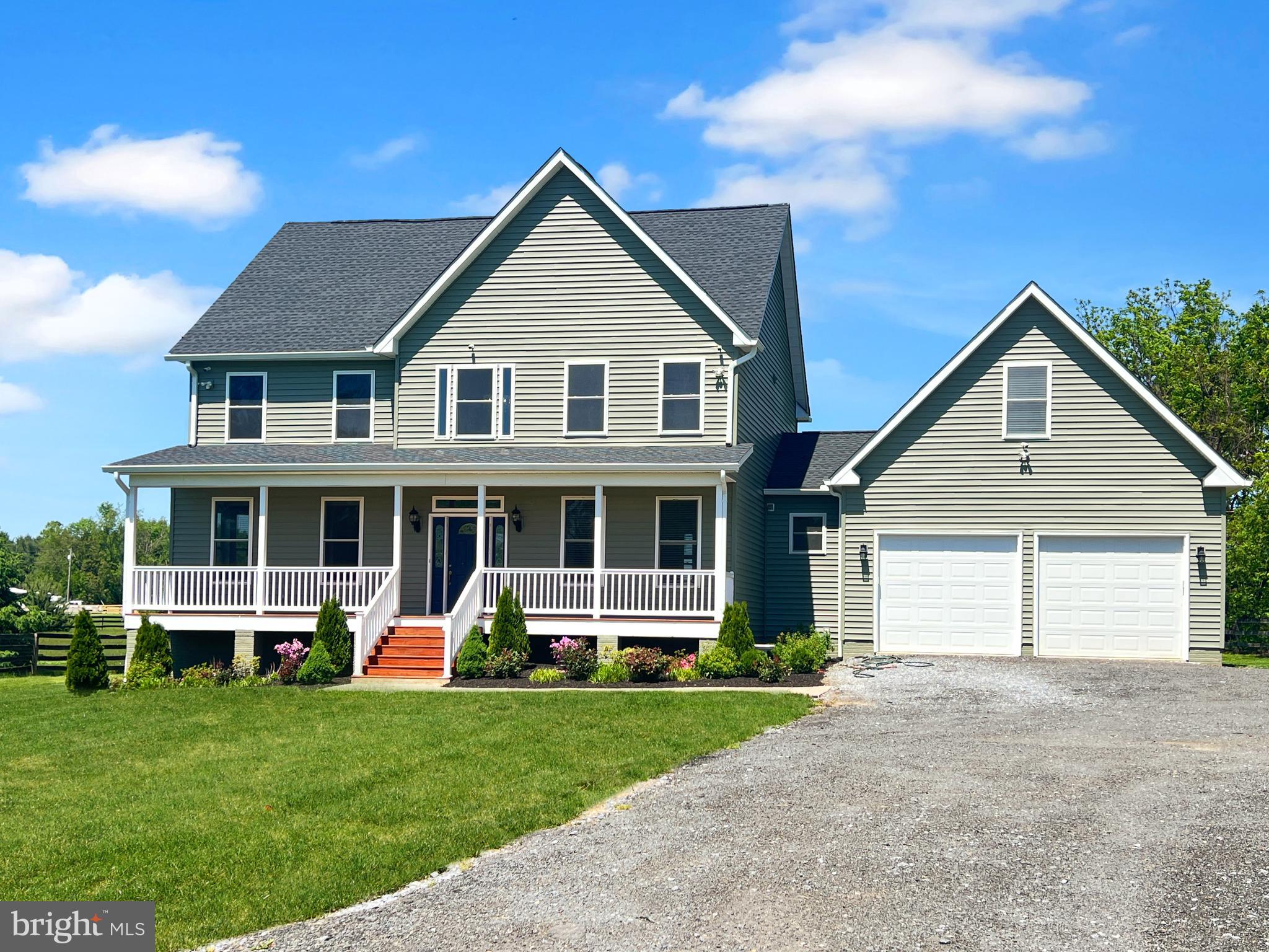 WALNUT HILLS - Residential