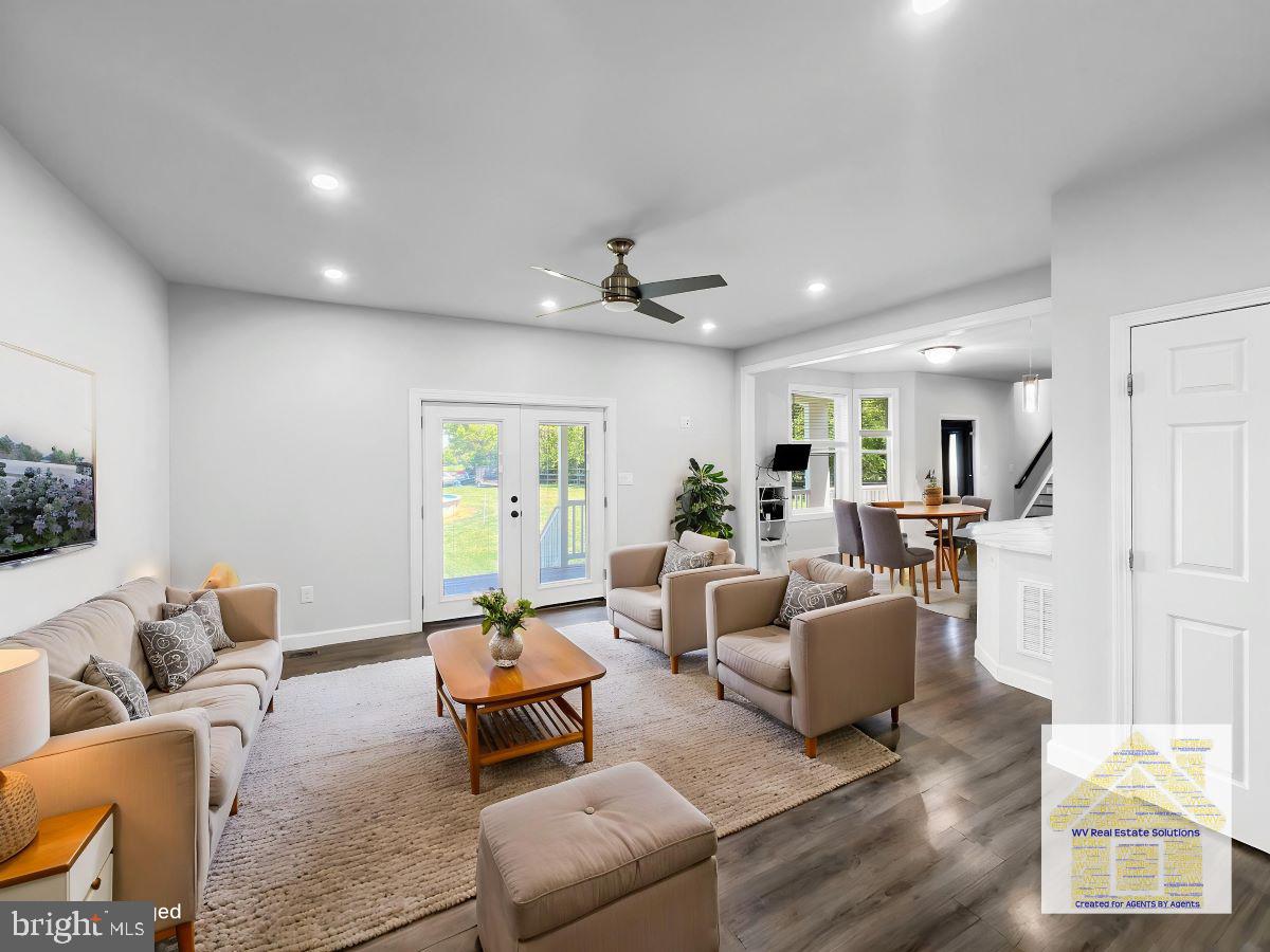 WALNUT HILLS - Residential