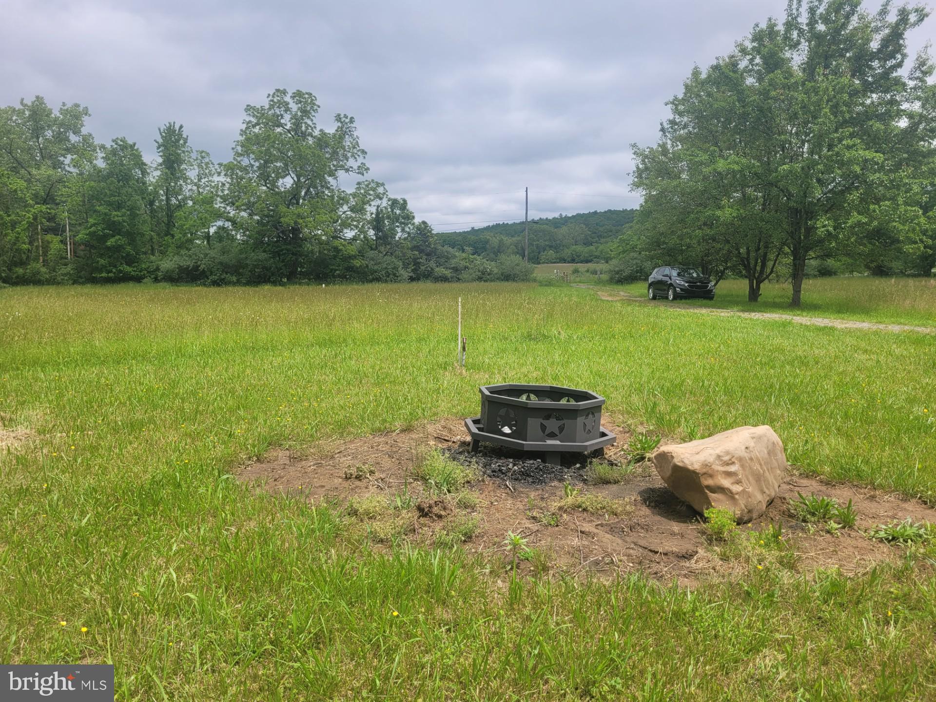 CACAPON RAPIDS - Land