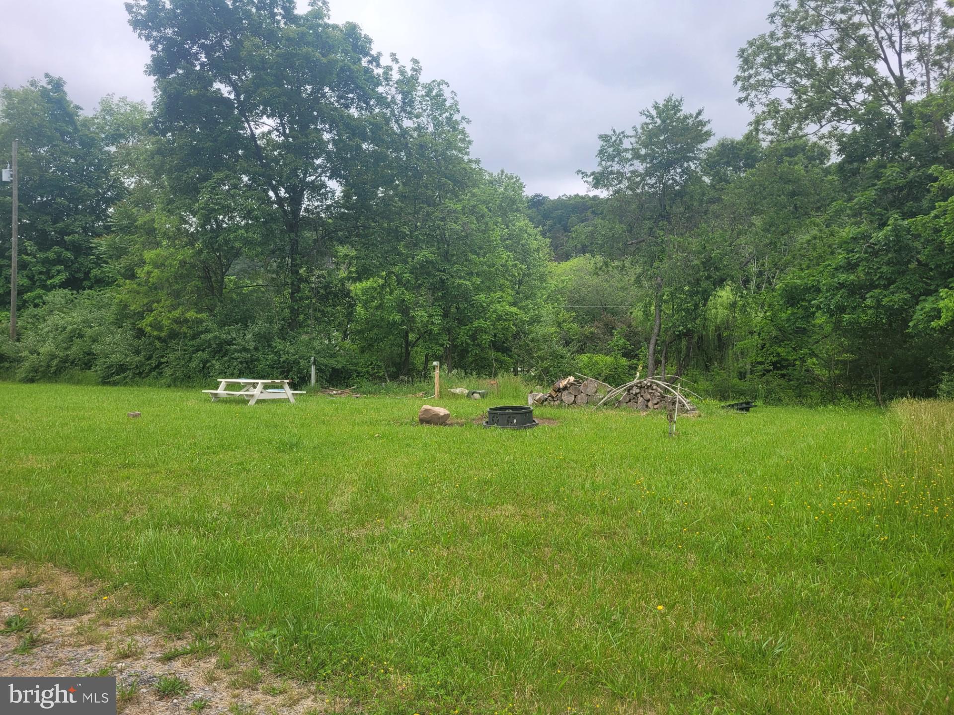 CACAPON RAPIDS - Land