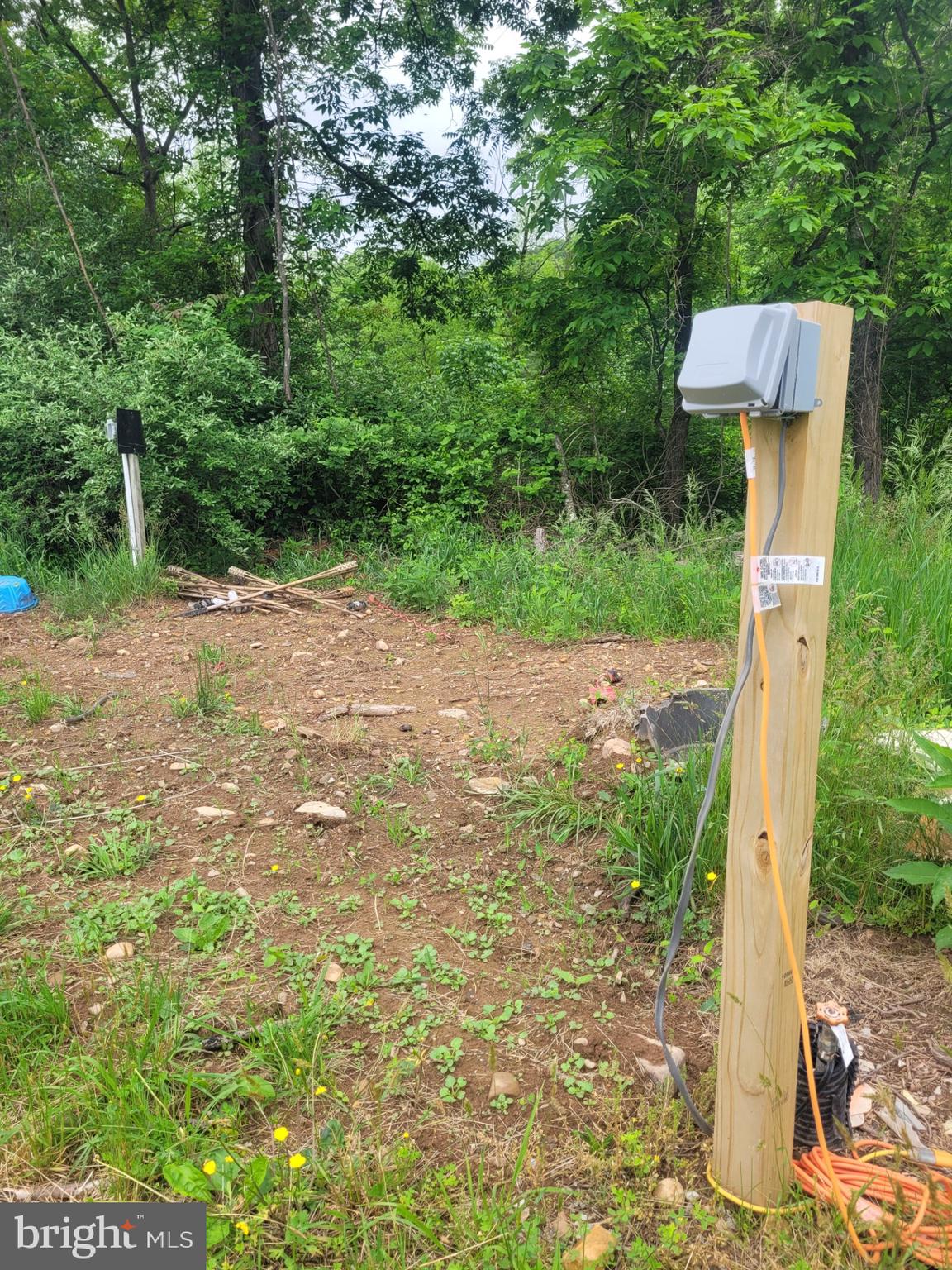 CACAPON RAPIDS - Land