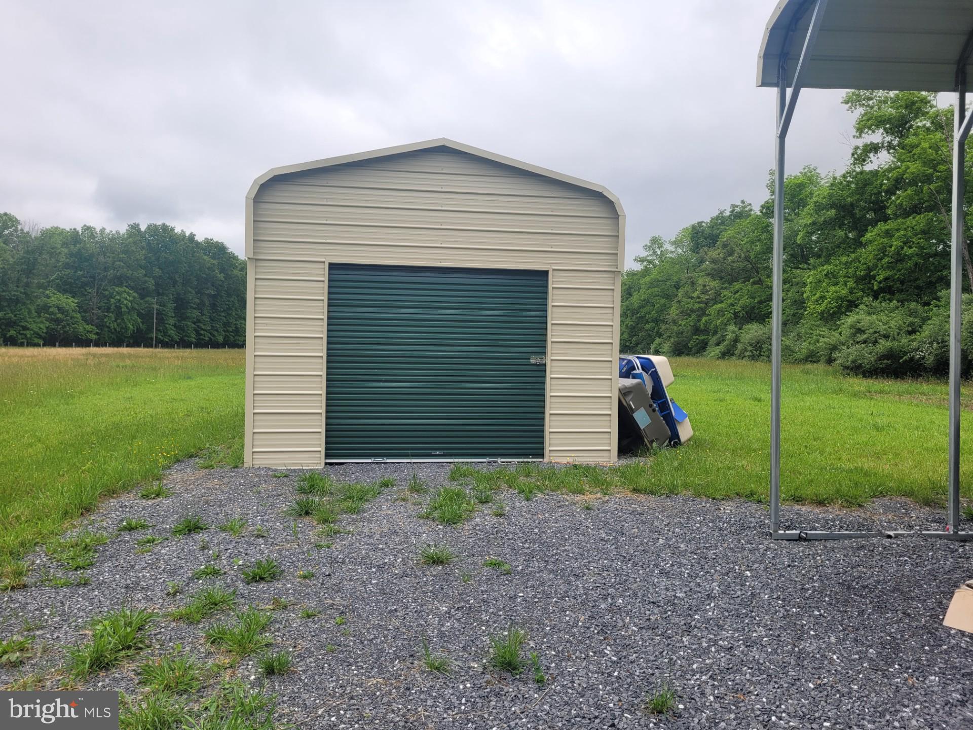 CACAPON RAPIDS - Land