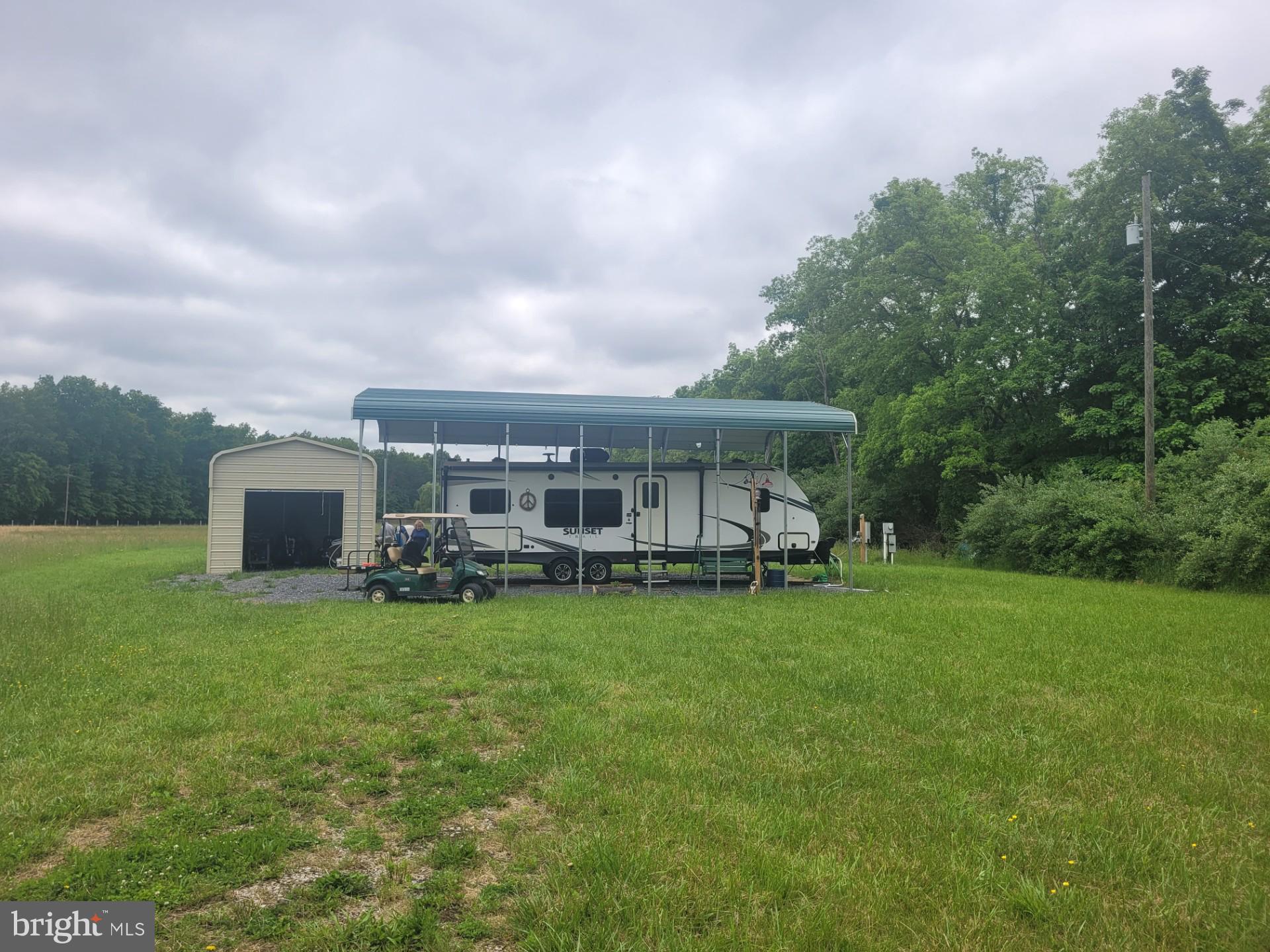 CACAPON RAPIDS - Land