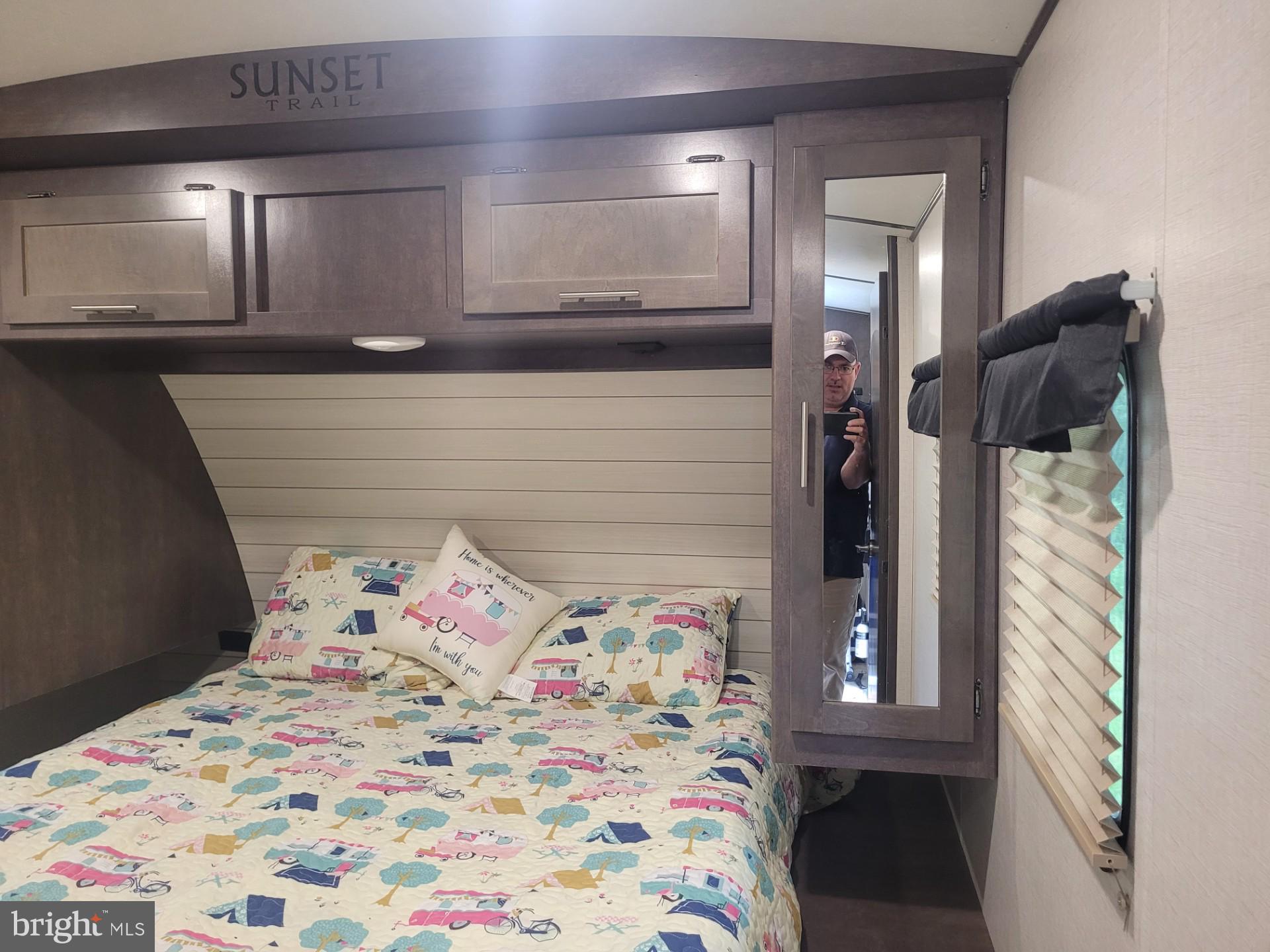 CACAPON RAPIDS - Land