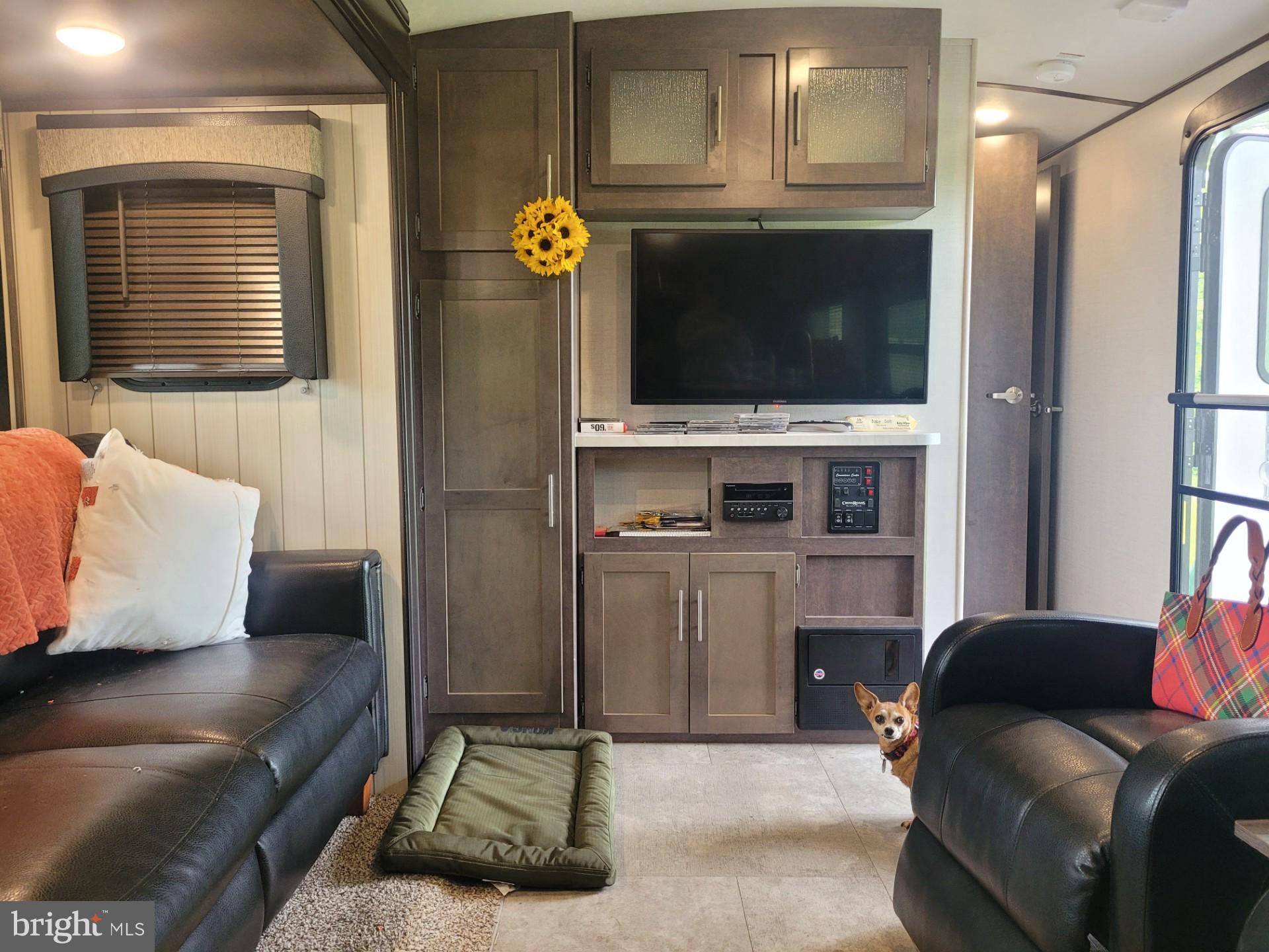 CACAPON RAPIDS - Land