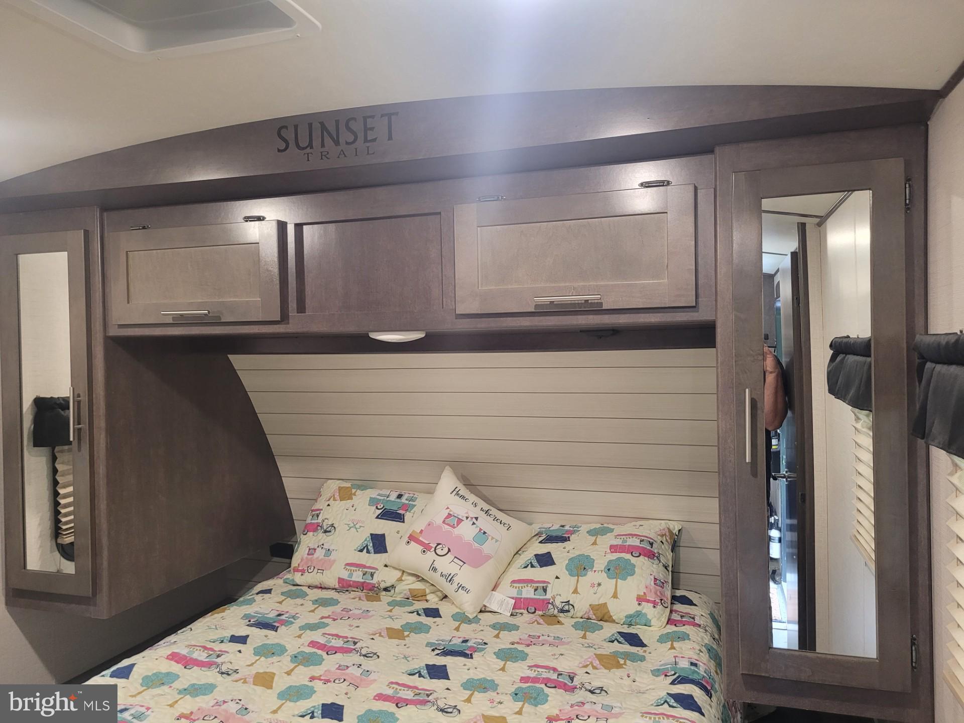 CACAPON RAPIDS - Land