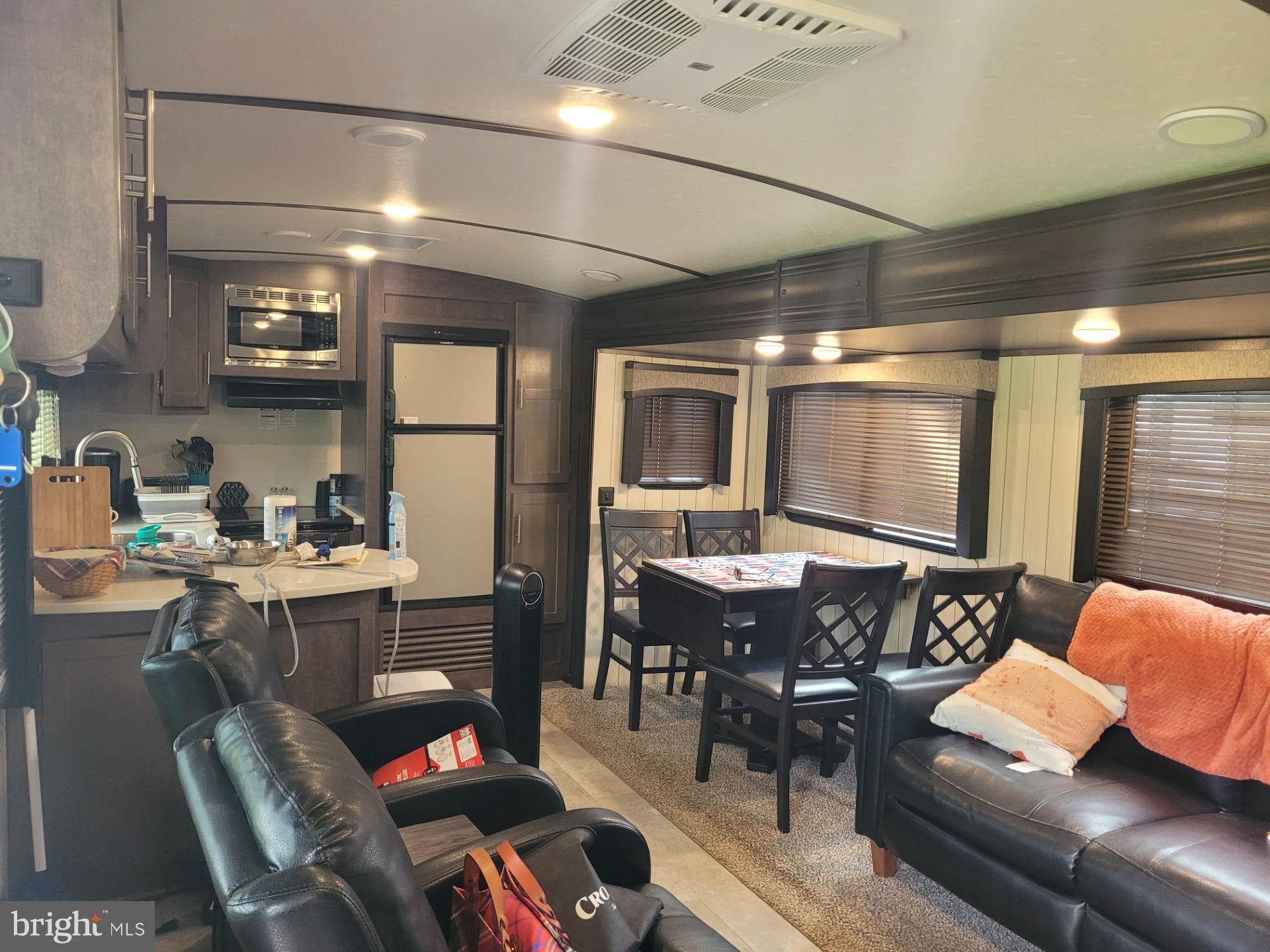 CACAPON RAPIDS - Land