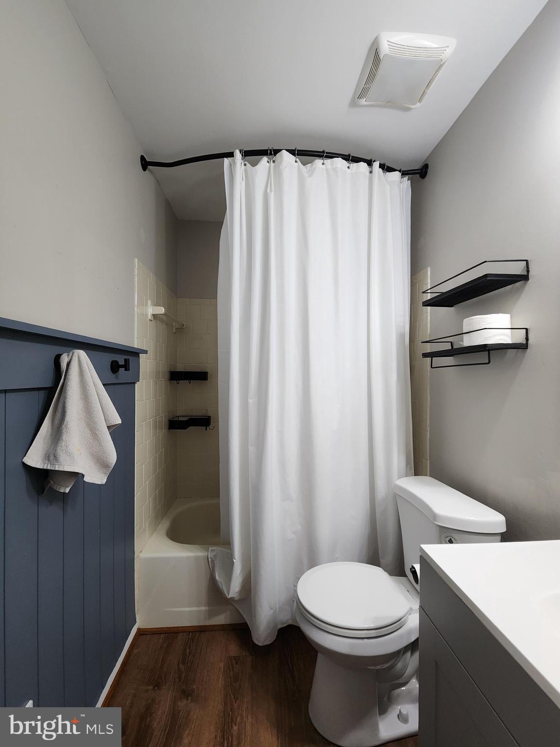 HUNT CLUB ESTATES - Residential