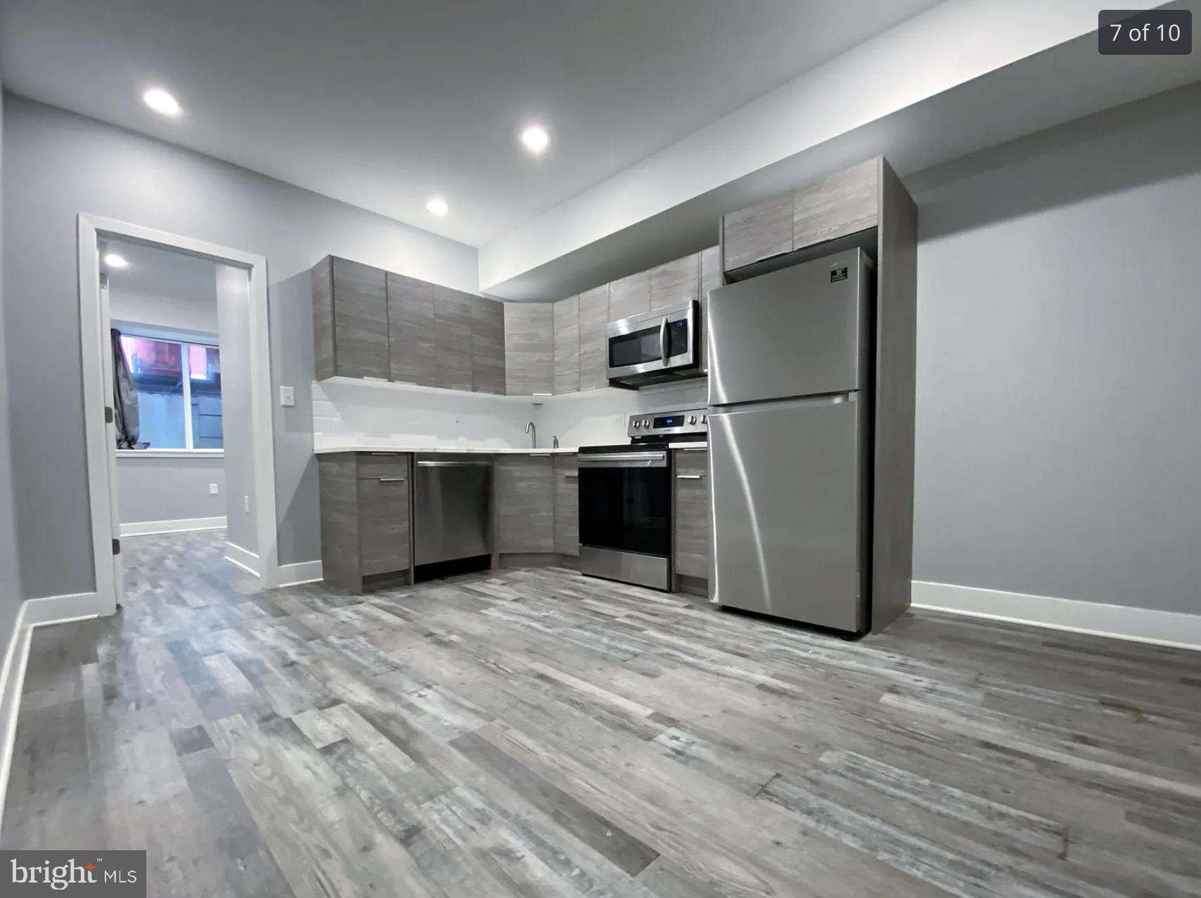 3817 WALLACE STREET 2