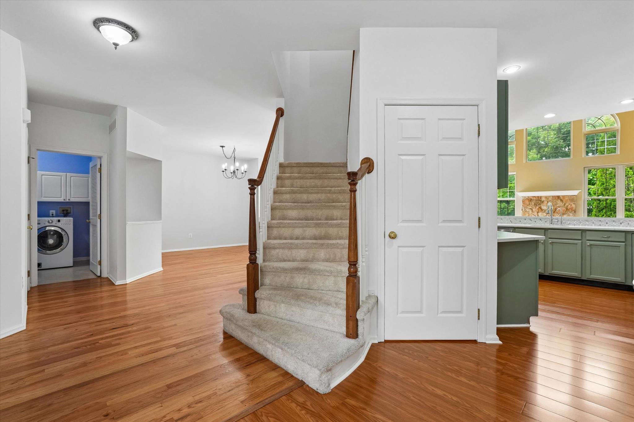 3891 NANLYN FARM CIRCLE