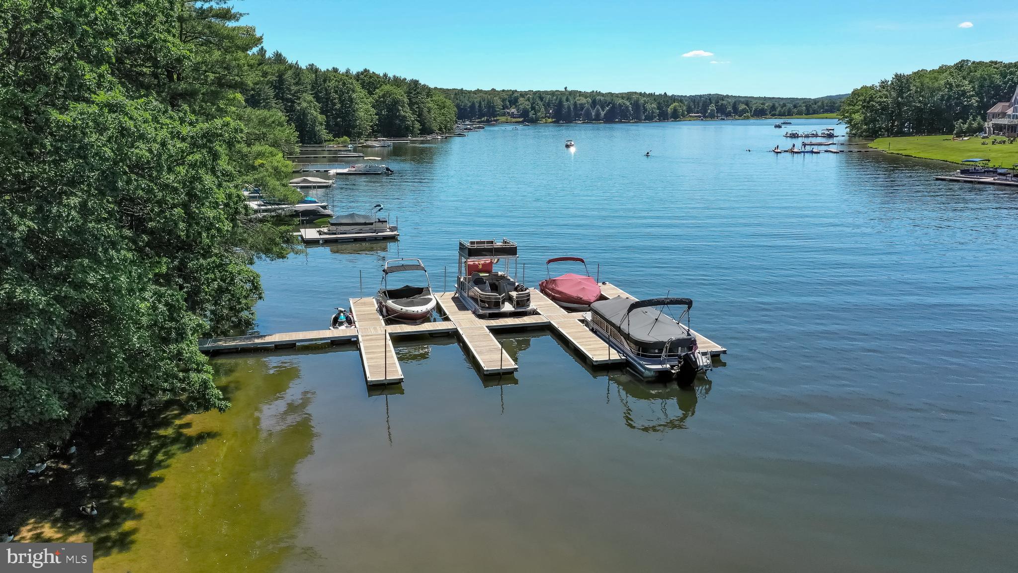 VISTAS OF WATERFRONT GREENS - Residential